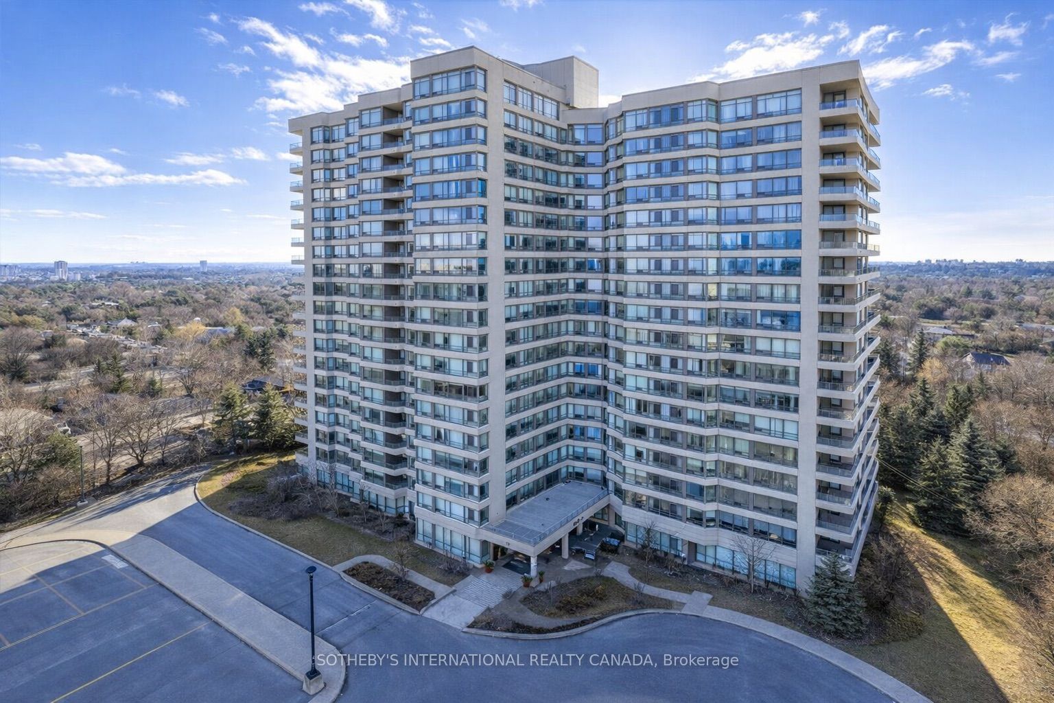 75 King Street E 1512, Mississauga, ON L5A 4G5