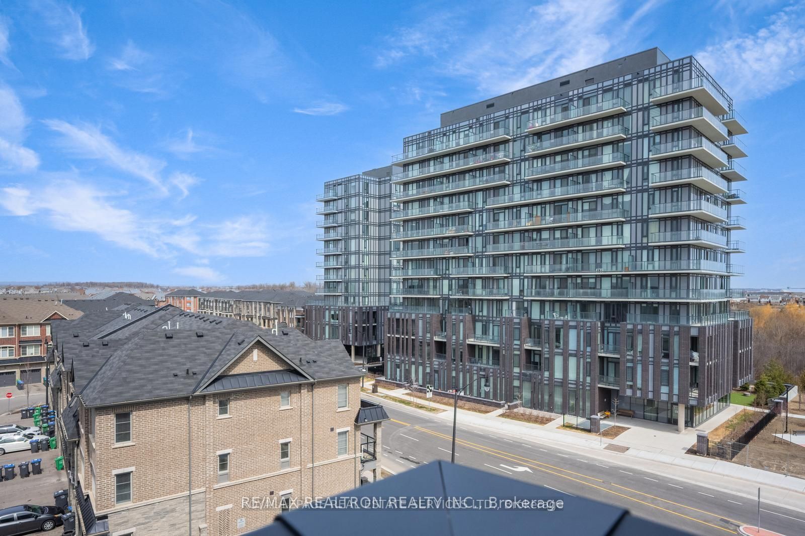 180 Veterans Drive 502, Brampton, ON L7A 5G7 photo 3