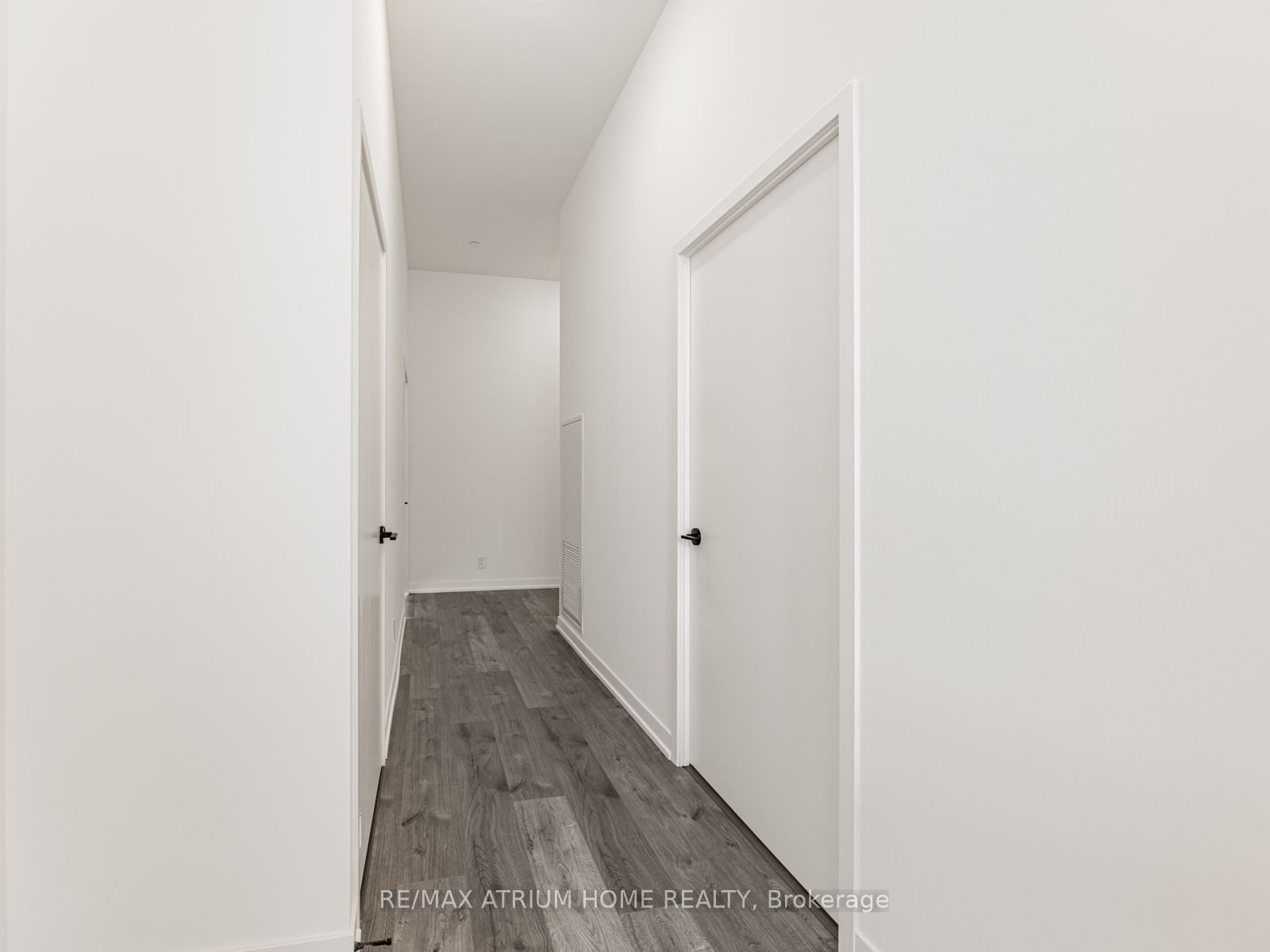 285 Dufferin Street 706, Toronto, ON M6K 0J2 photo 4