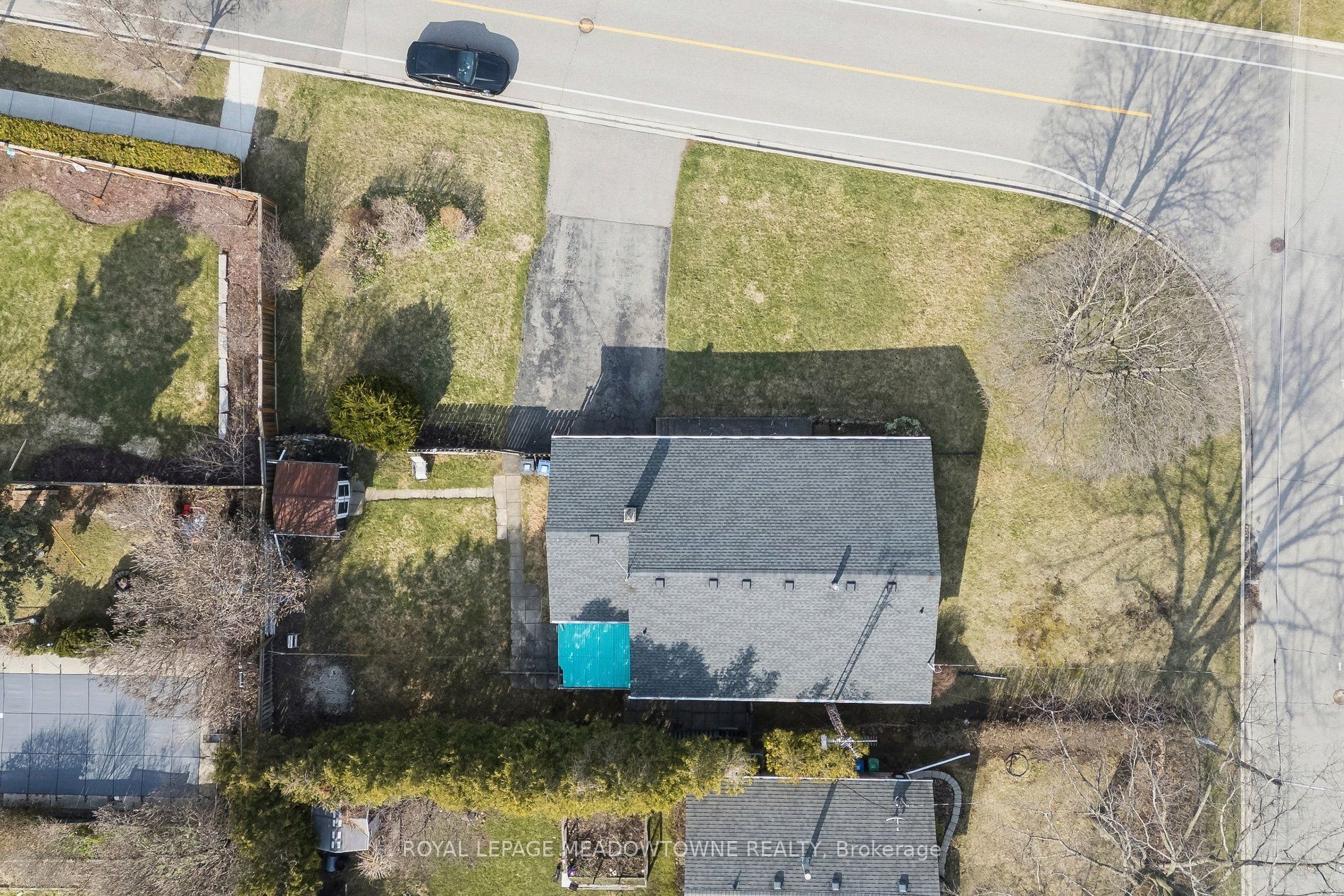 20 Plainsman Road, Mississauga, ON L5N 1C6 photo 4