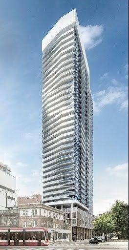 1171 Roselawn Avenue, Toronto, ON M6B 1C5