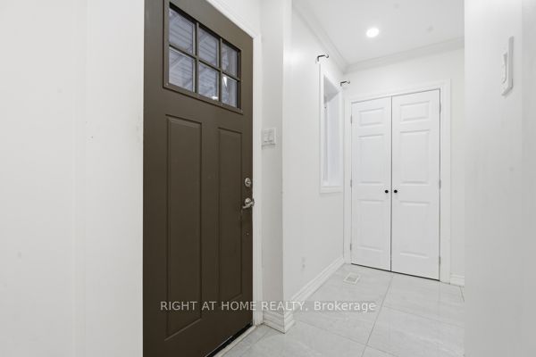200 Gary Drive, Toronto, ON M9N 2M4 photo 2