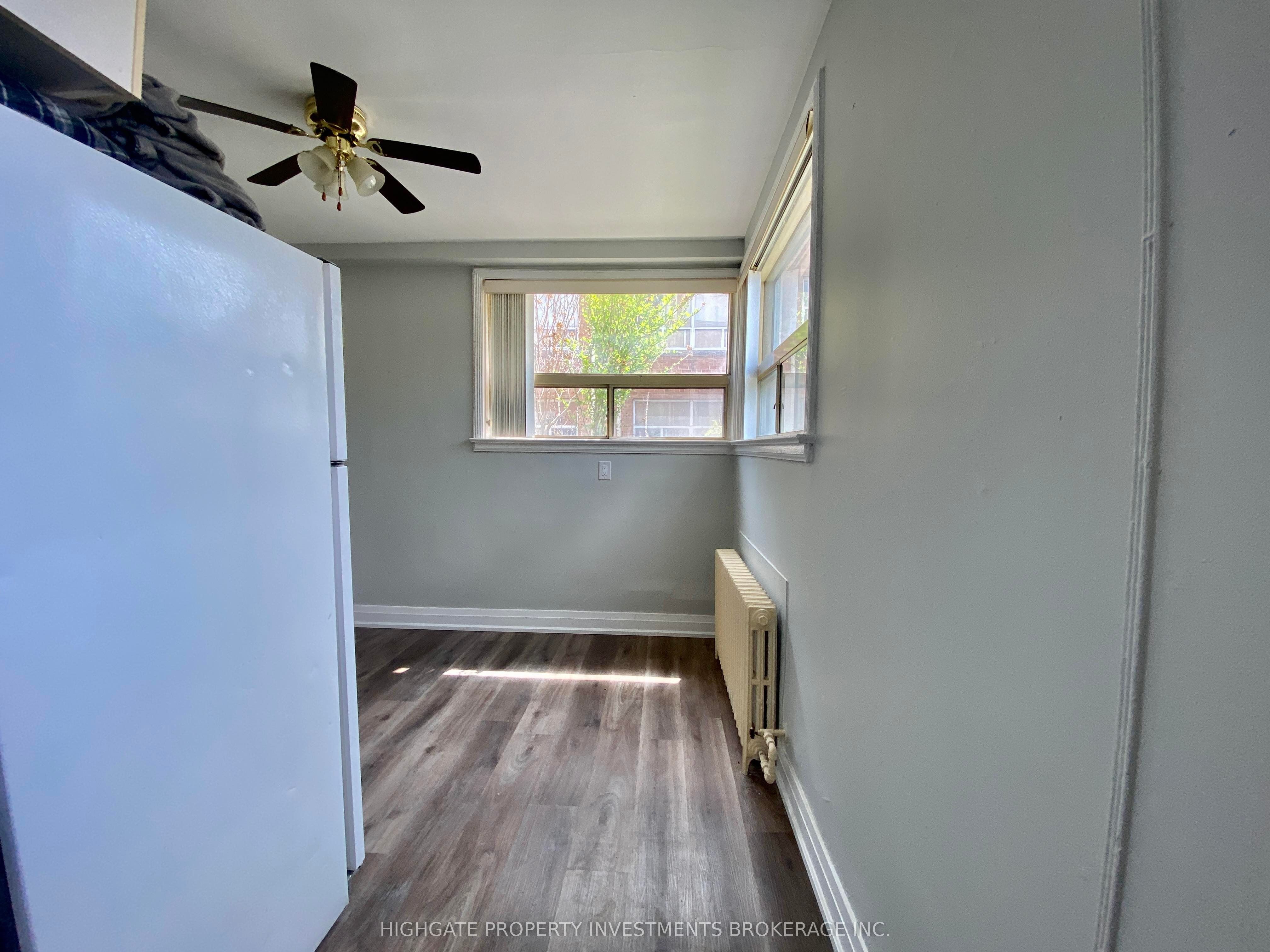 34 Erlesmere Avenue 3, Brampton, ON L6W 2T6 photo 5
