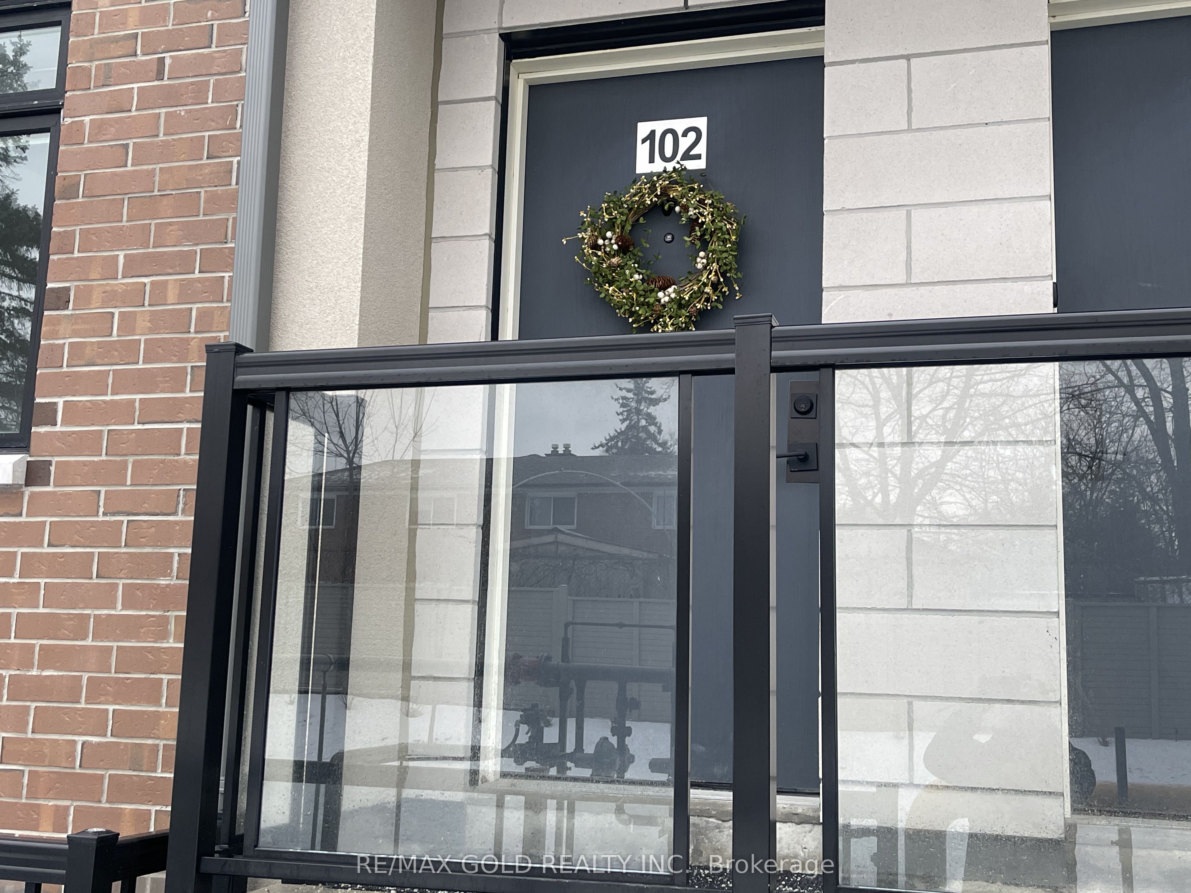 1115 Douglas McCurdy Comm Drive E 102, Mississauga, ON L5G 0C6 photo 2