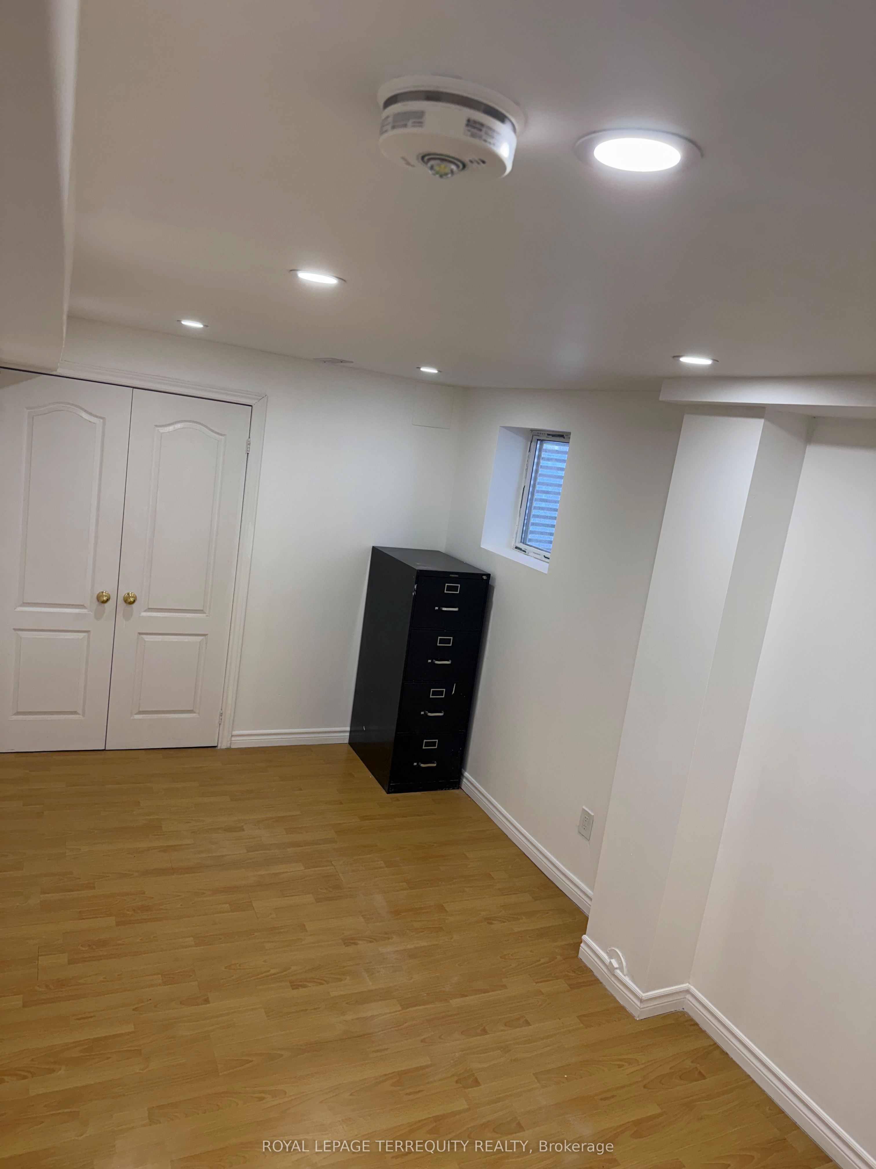520 Matisse Place Basement, Mississauga, ON L5W 1M3 photo 3