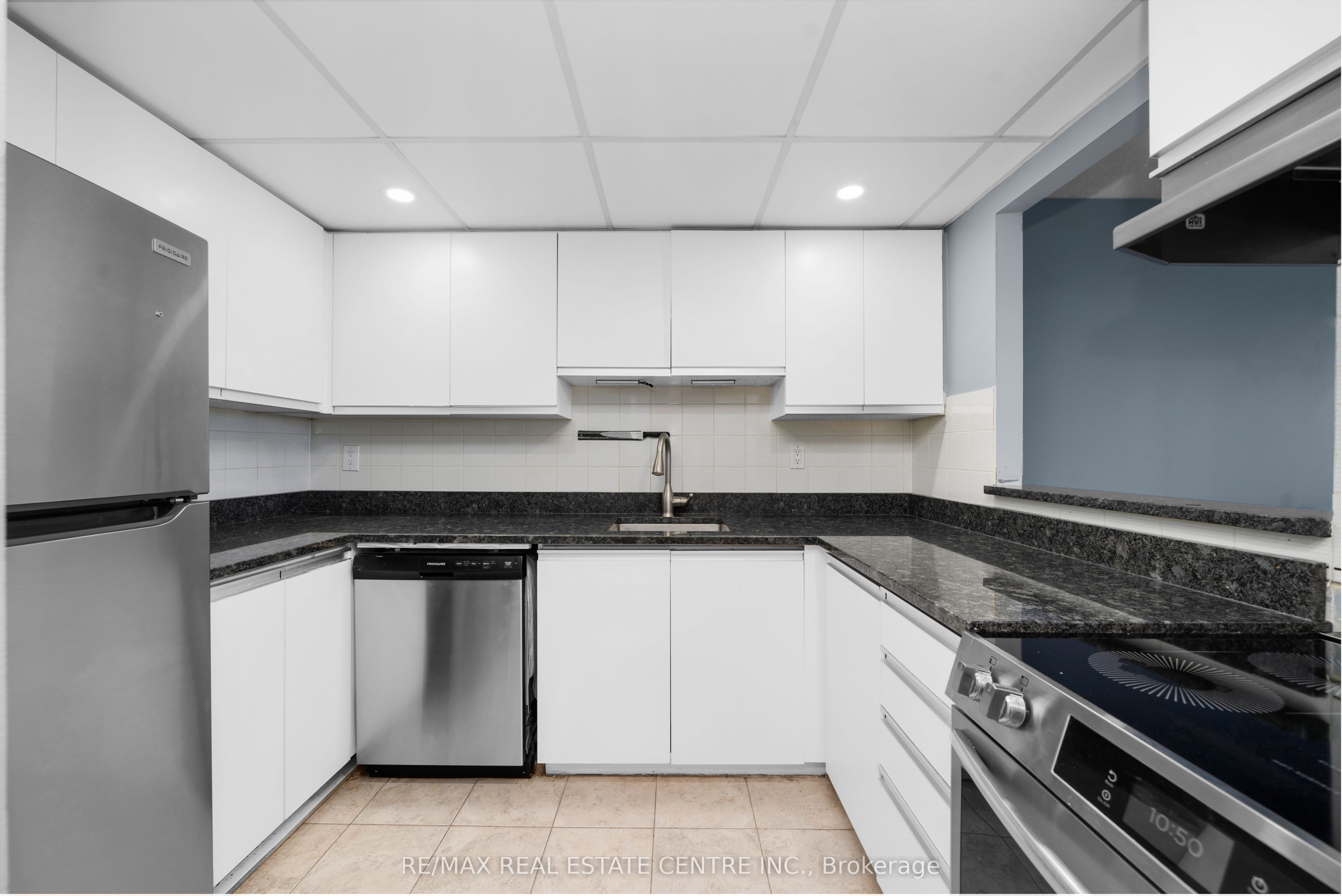 20 Mcfarlane Drive 1504, Halton Hills, ON L7G 5J8 photo 5