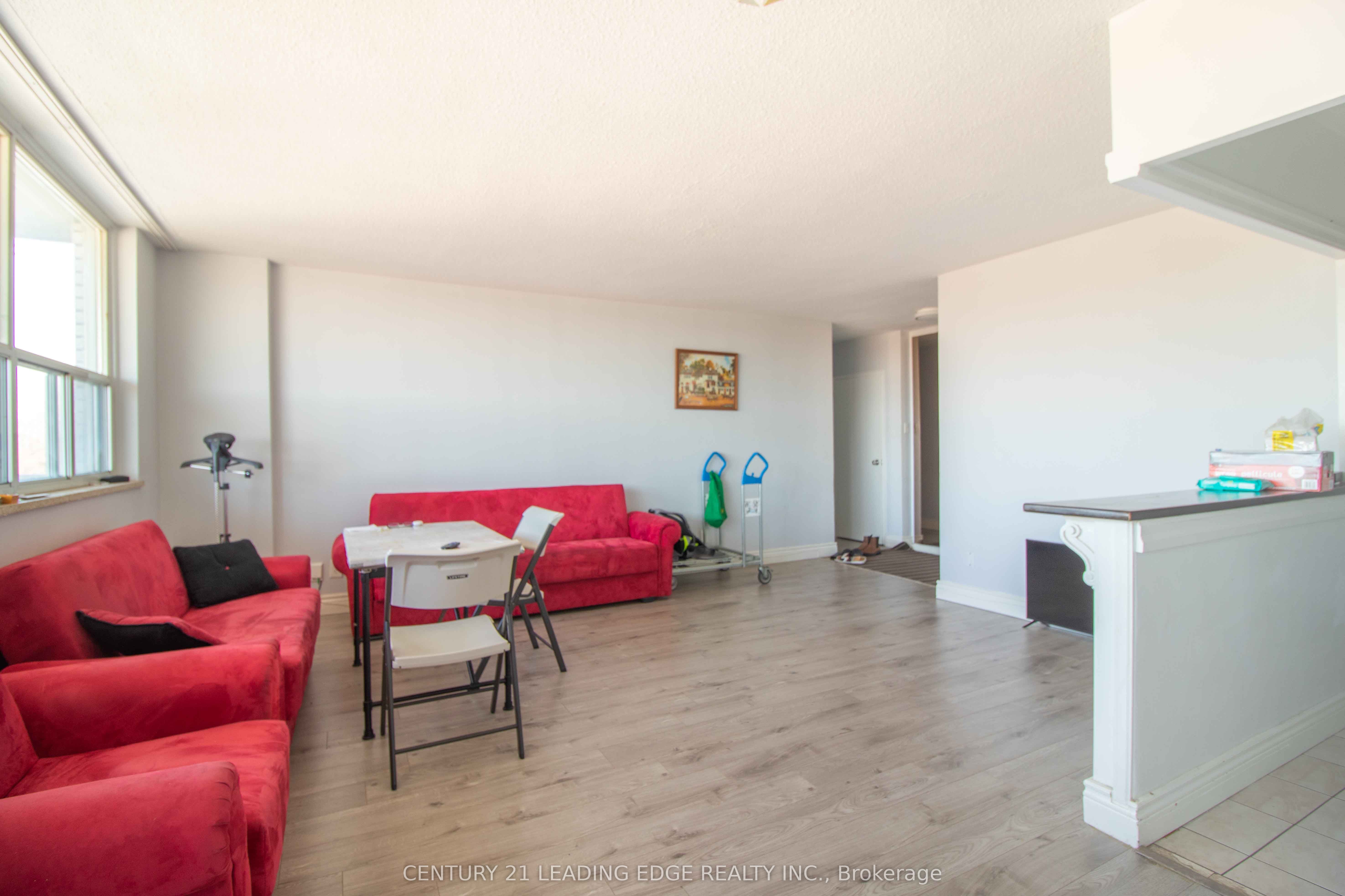 80 Grandravine Drive 703, Toronto, ON M3J 1B2 photo 5