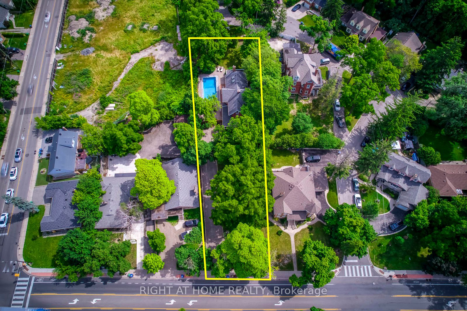 118 Main Street S, Brampton, ON L6W 2C8 photo 5