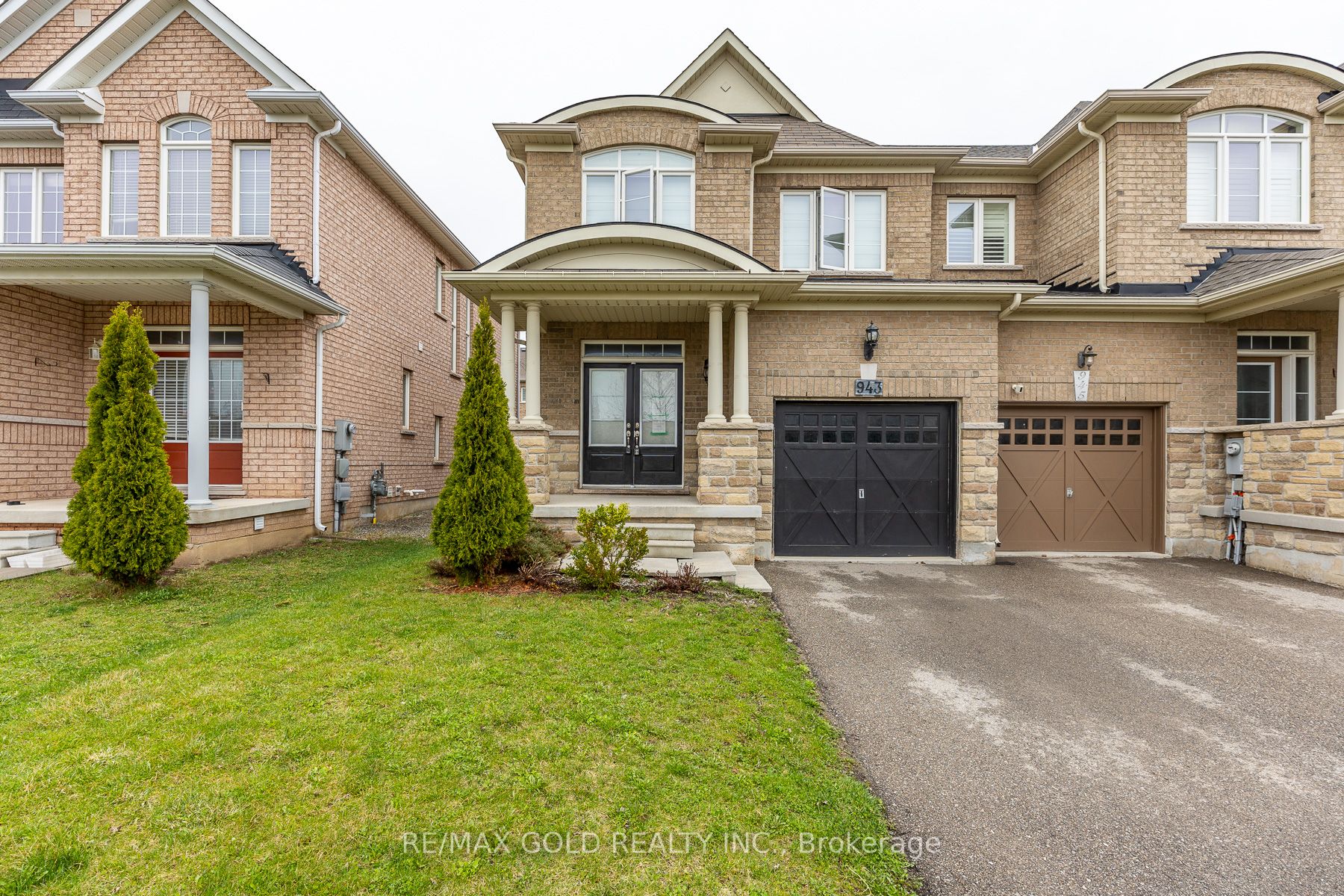943 Transom Crescent, Milton, ON L9T 8K4 photo 3