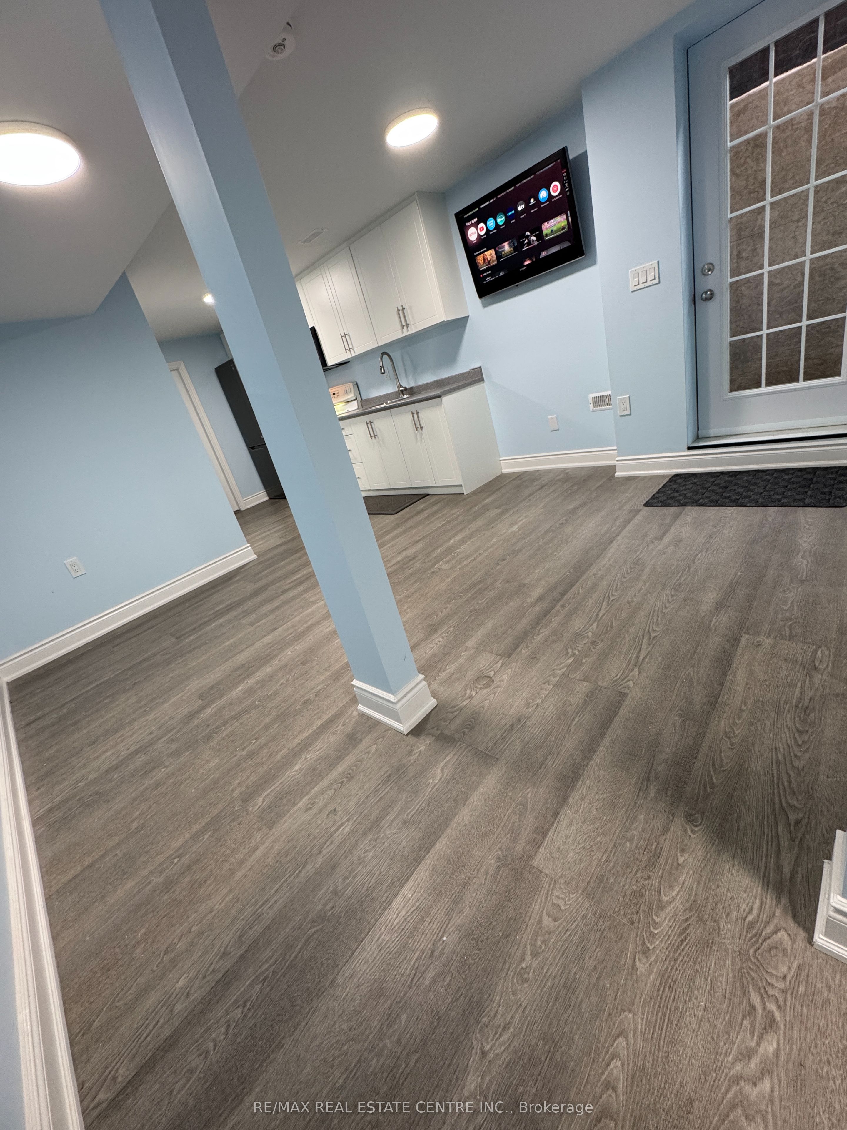 1258 Vanrose Street Basement, Mississauga, ON L5V 1K6 photo 3