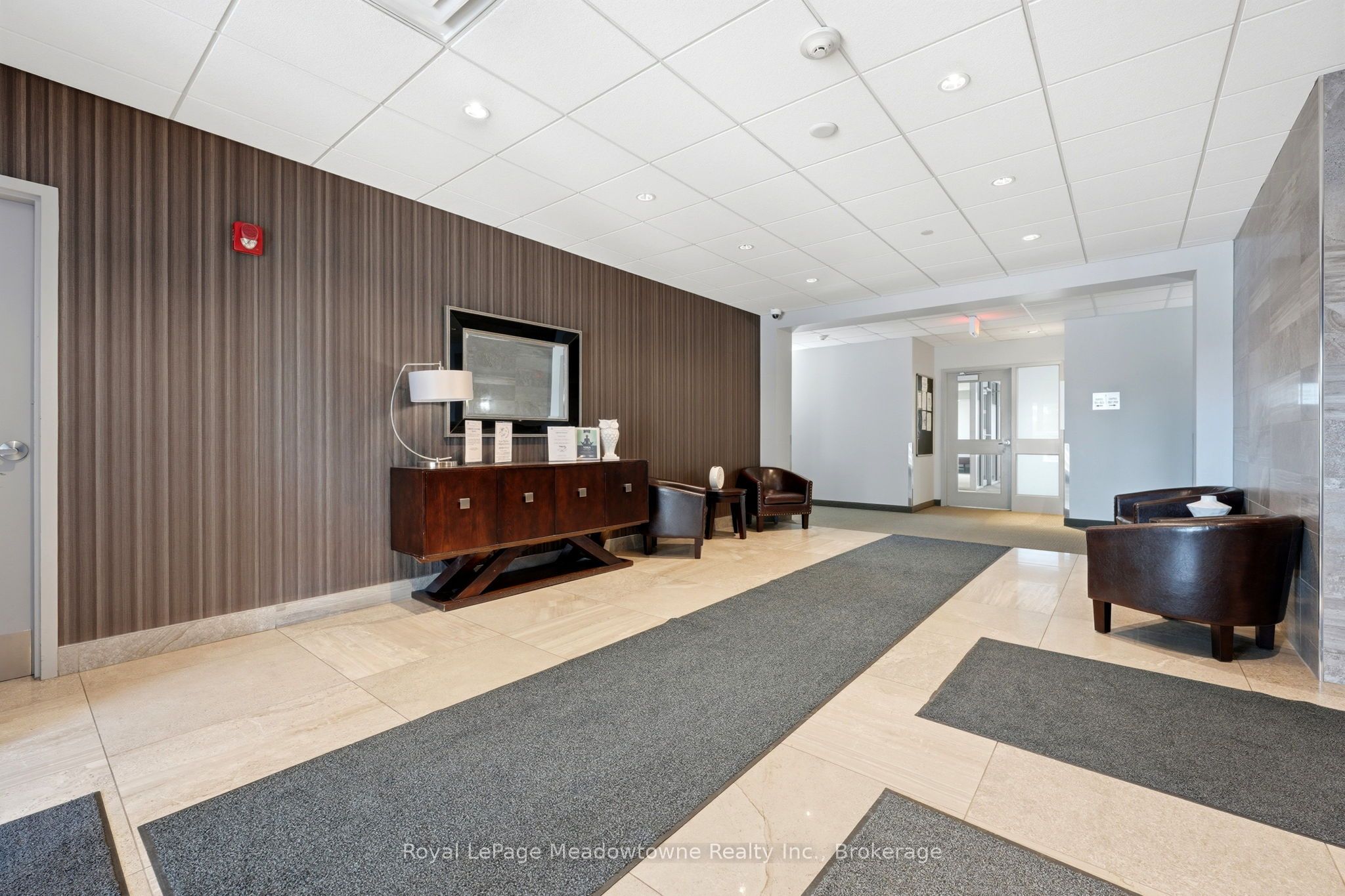 33 Whitmer Street 109, Milton, ON L9T 8P9 photo 5