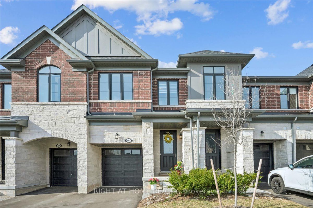 2092 Ellerston Common, Burlington, ON L7P 0V6 photo 2