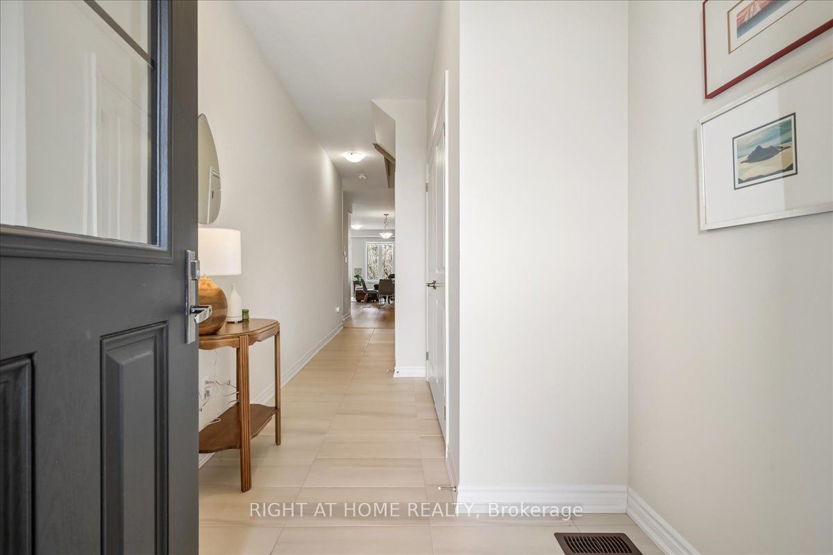 2092 Ellerston Common, Burlington, ON L7P 0V6 photo 5