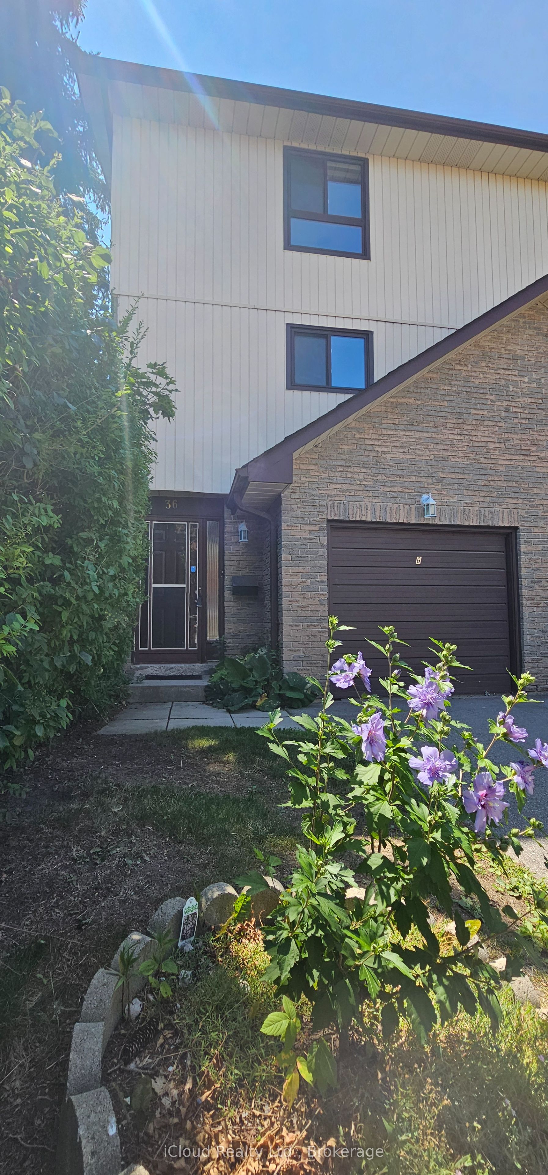 36 Dawson Crescent 36, Brampton, ON L6V 3M5