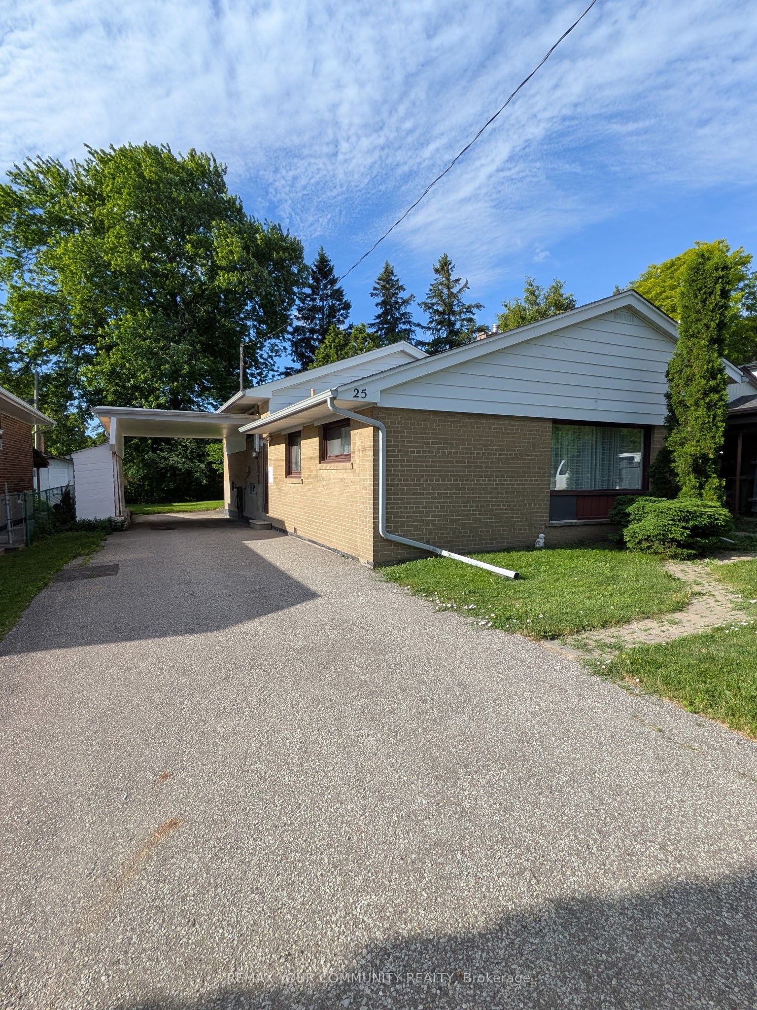 25 Fordwich Crescent, Toronto, ON M9W 2T3 photo 2