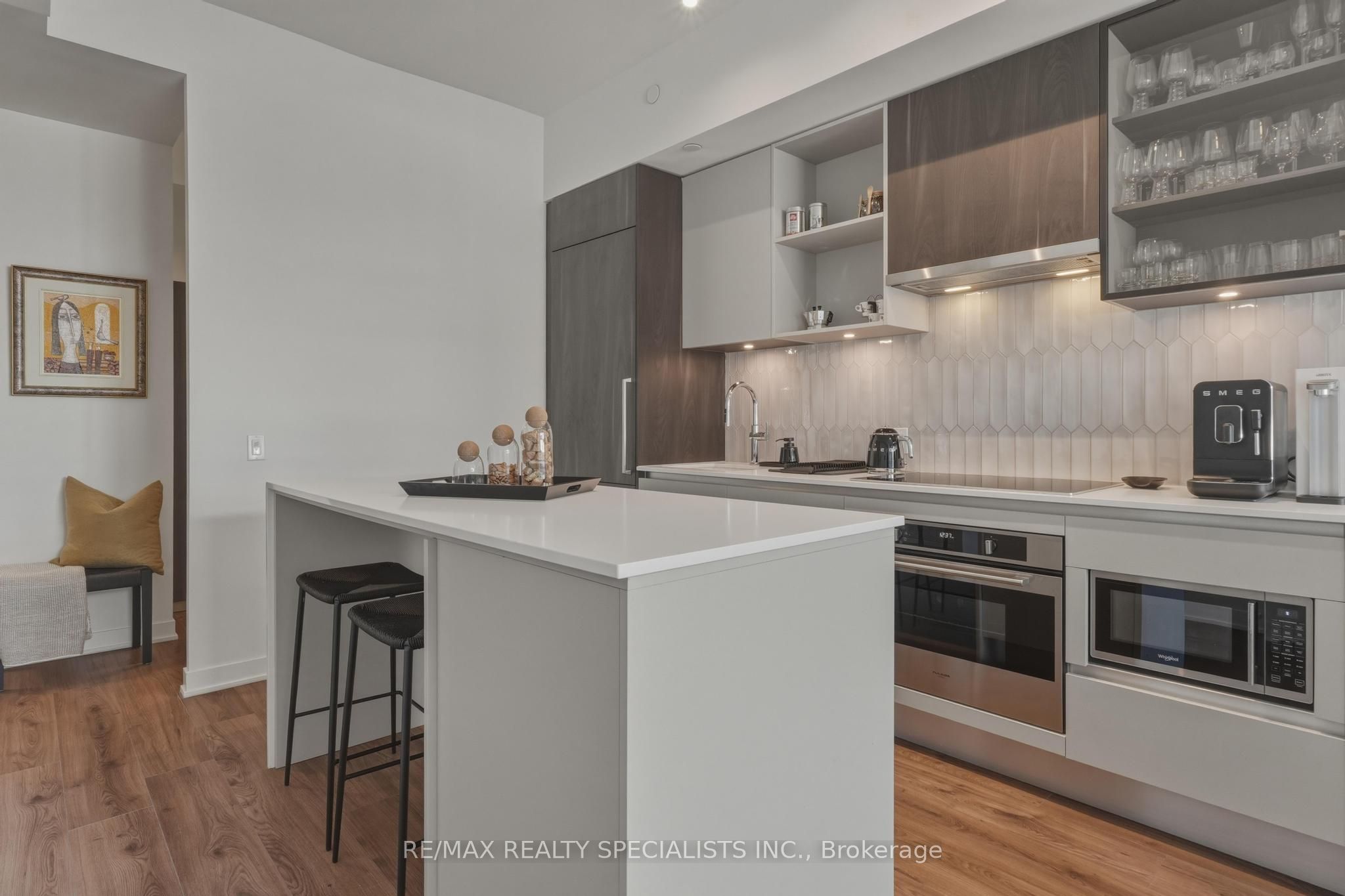 405 Dundas Street W 314, Oakville, ON L6M 5P9 photo 4