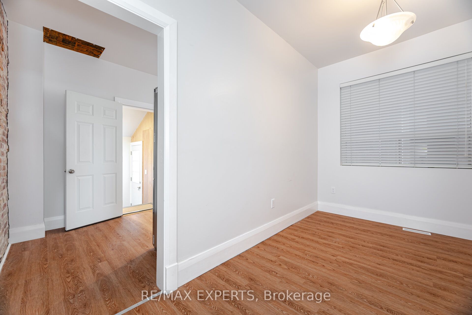 289 Old Weston Road, Toronto, ON M6N 3A7 photo 5