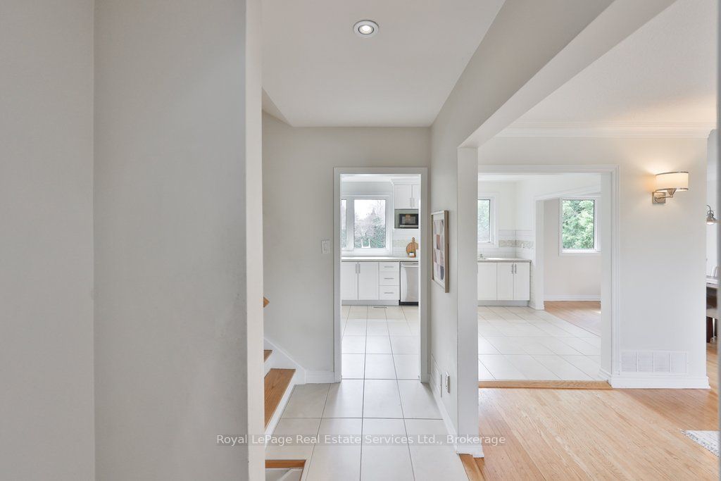 1486 Hixon Street, Oakville, ON L6L 1S3 photo 5