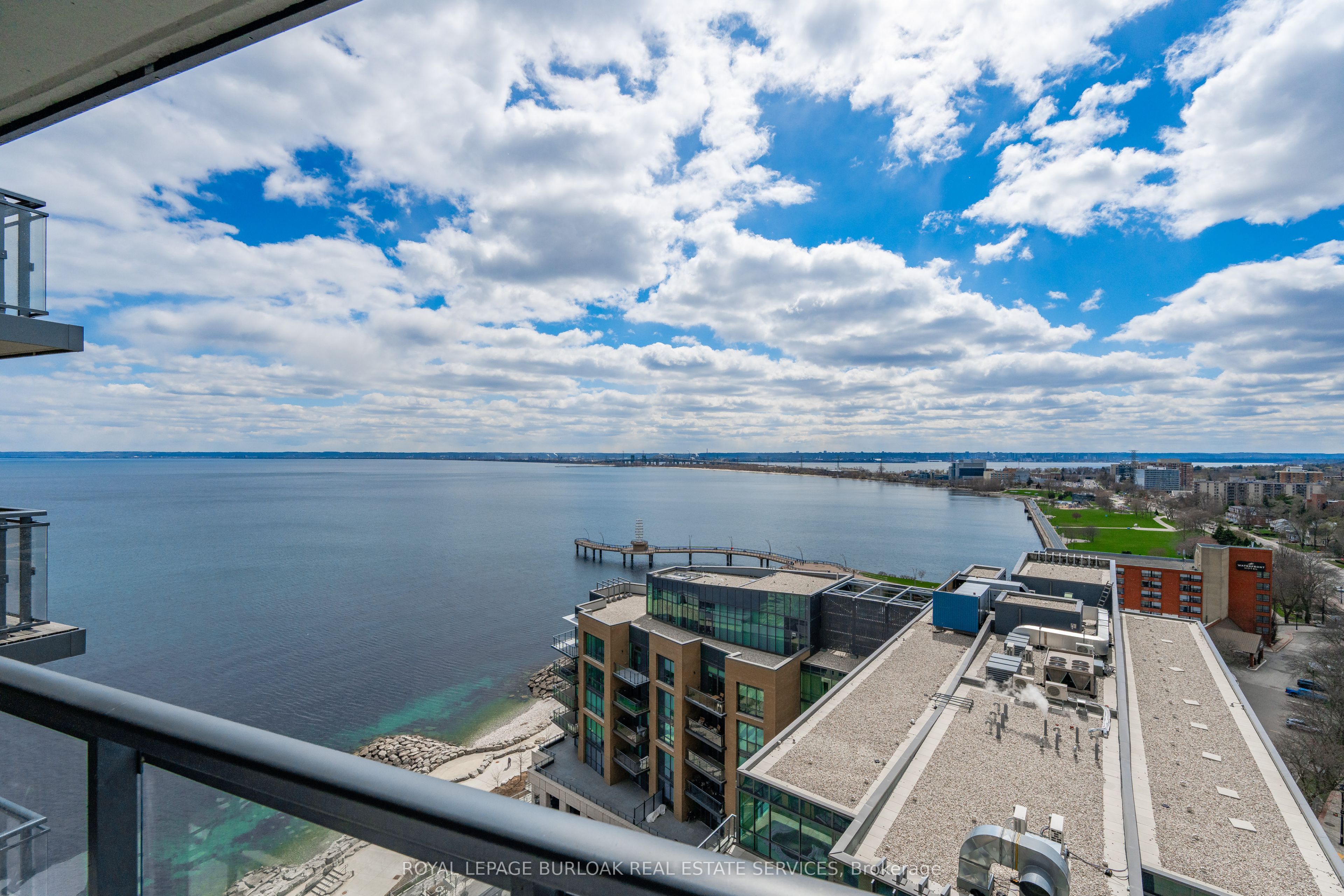2060 Lakeshore Road 1501, Burlington, ON L7R 5A1 photo 2