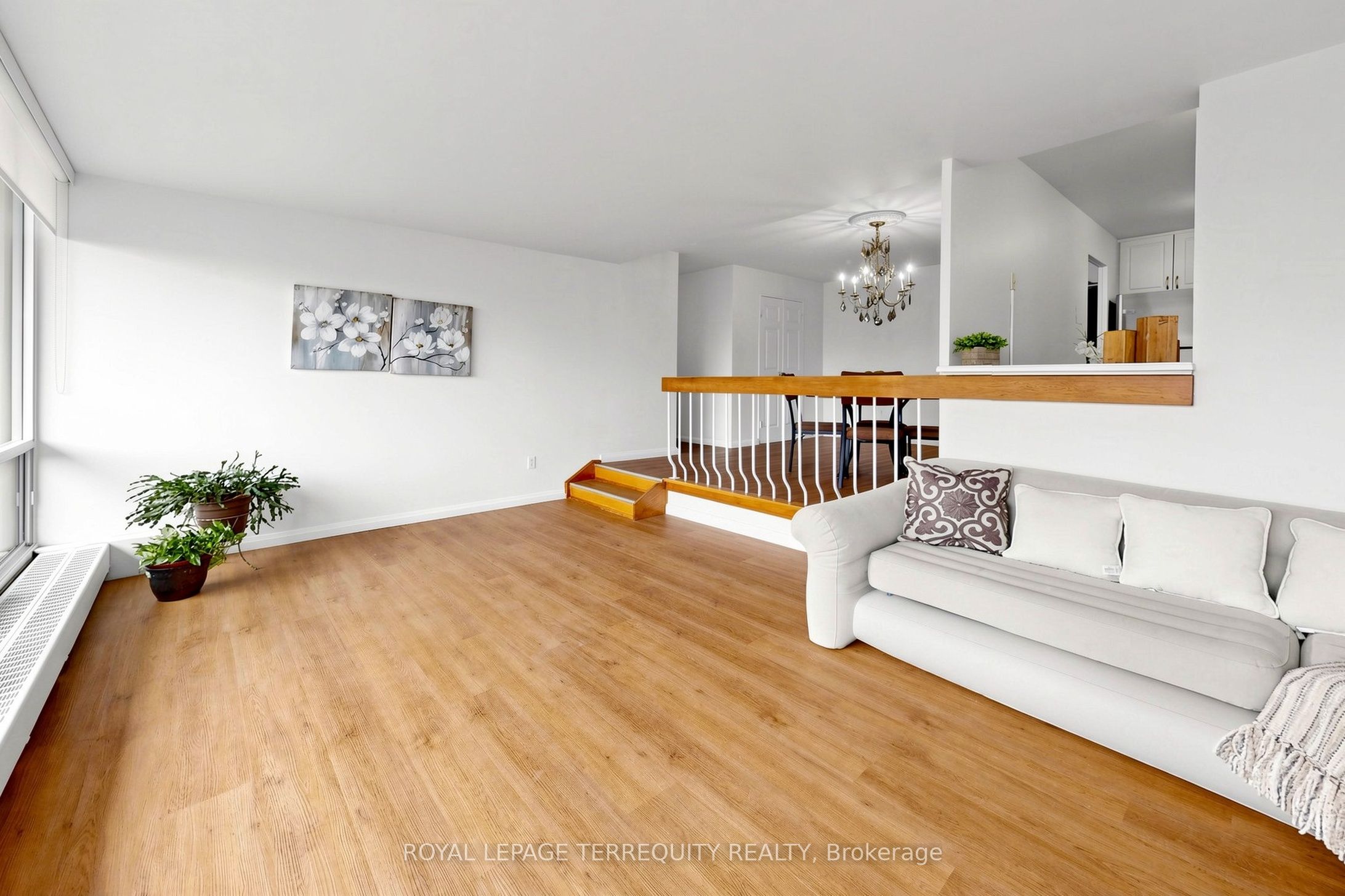 455 Sentinel Road 1410, Toronto, ON M3J 1V5