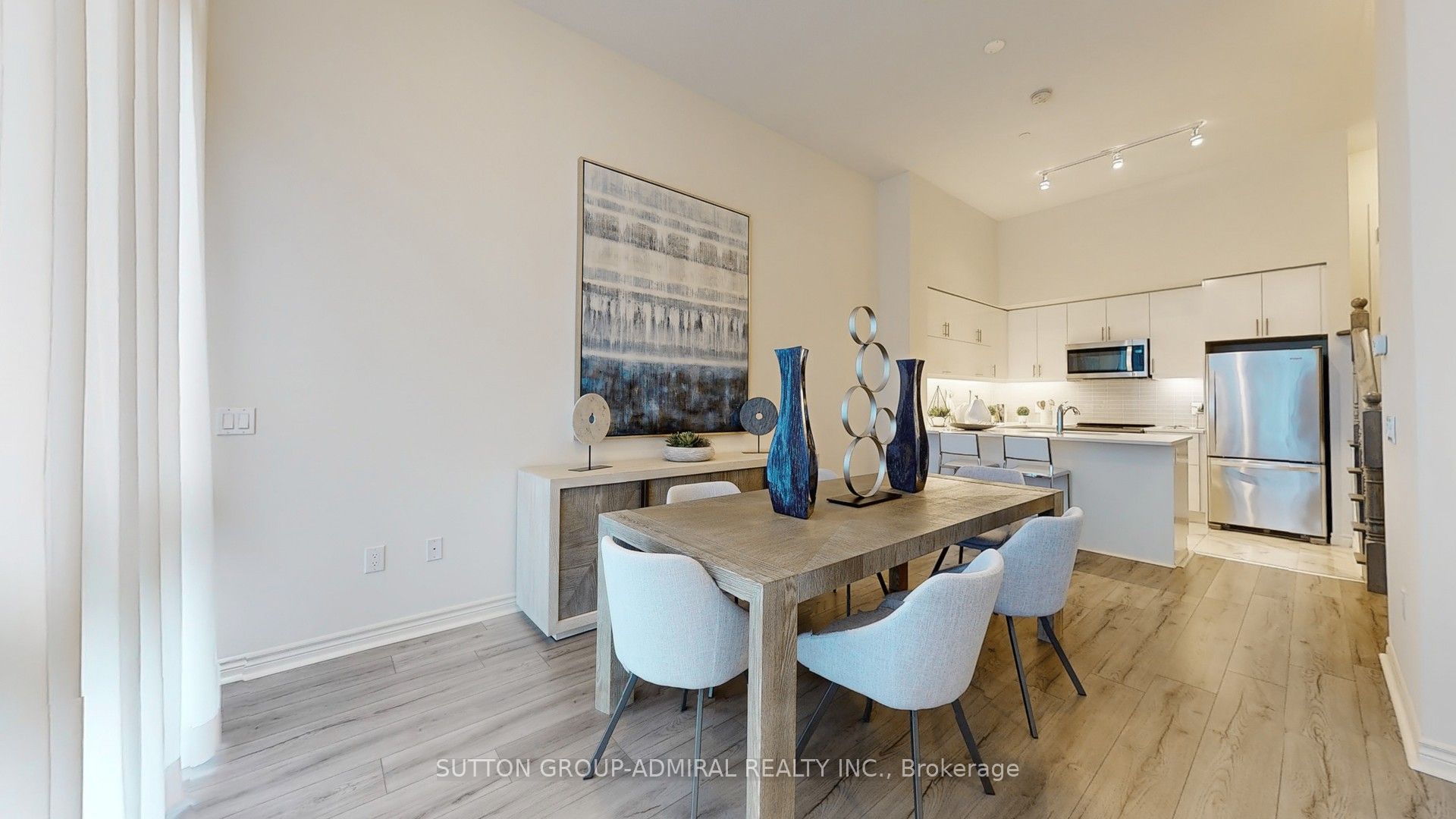 39 Annie Craig Drive Th 101, Toronto, ON M8V 0C5 photo 4