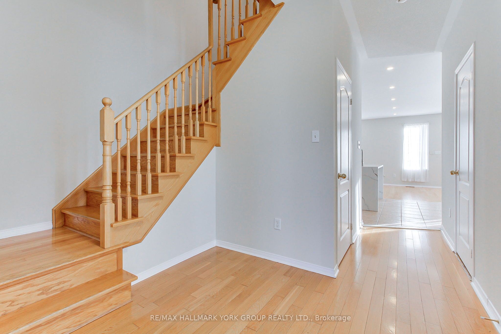 60 Delabo Drive, Toronto, ON M3J 3S4 photo 4