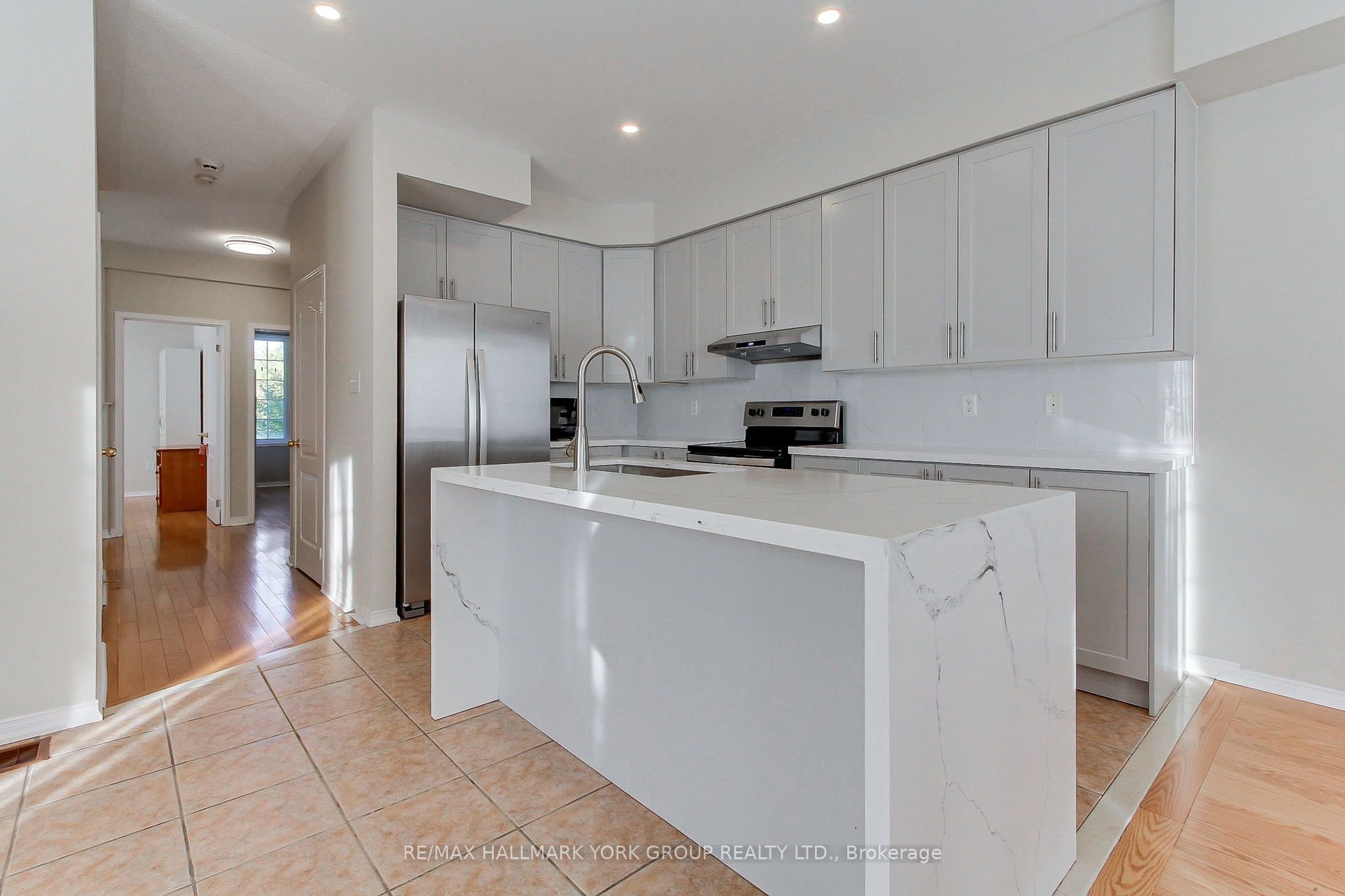 60 Delabo Drive, Toronto, ON M3J 3S4 photo 5