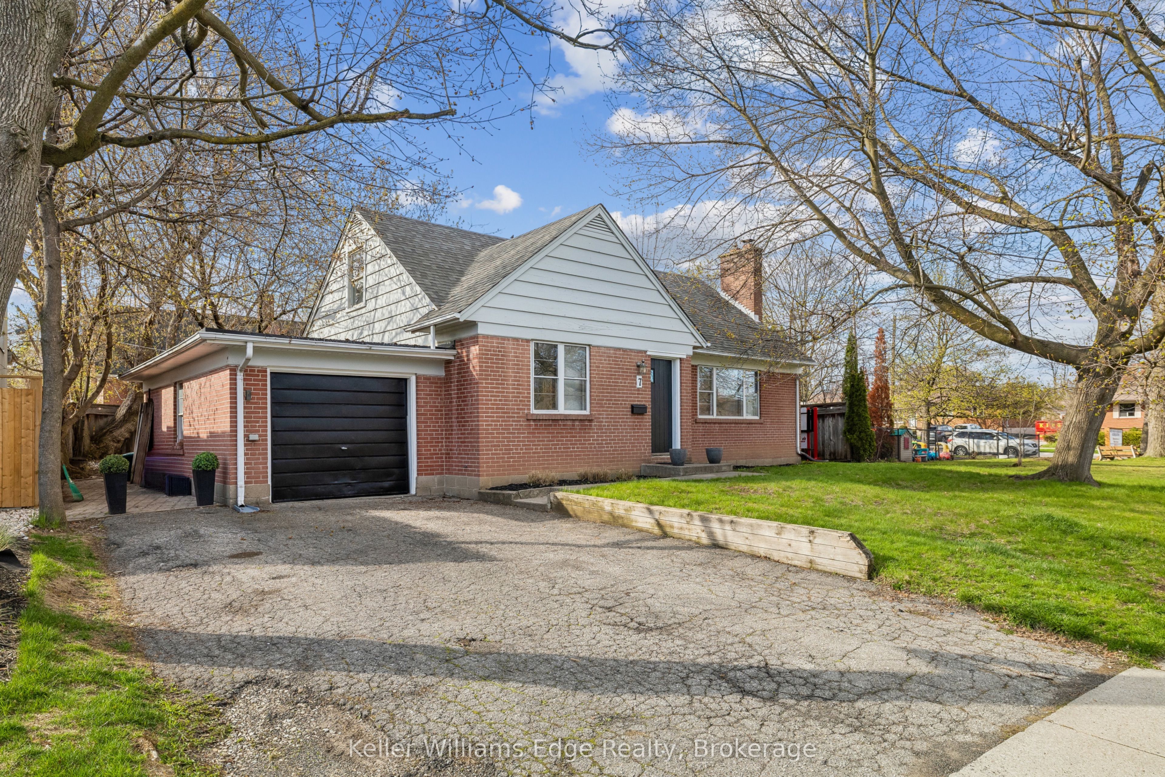 7 Washington Avenue, Oakville, ON L6K 1W5 photo 4