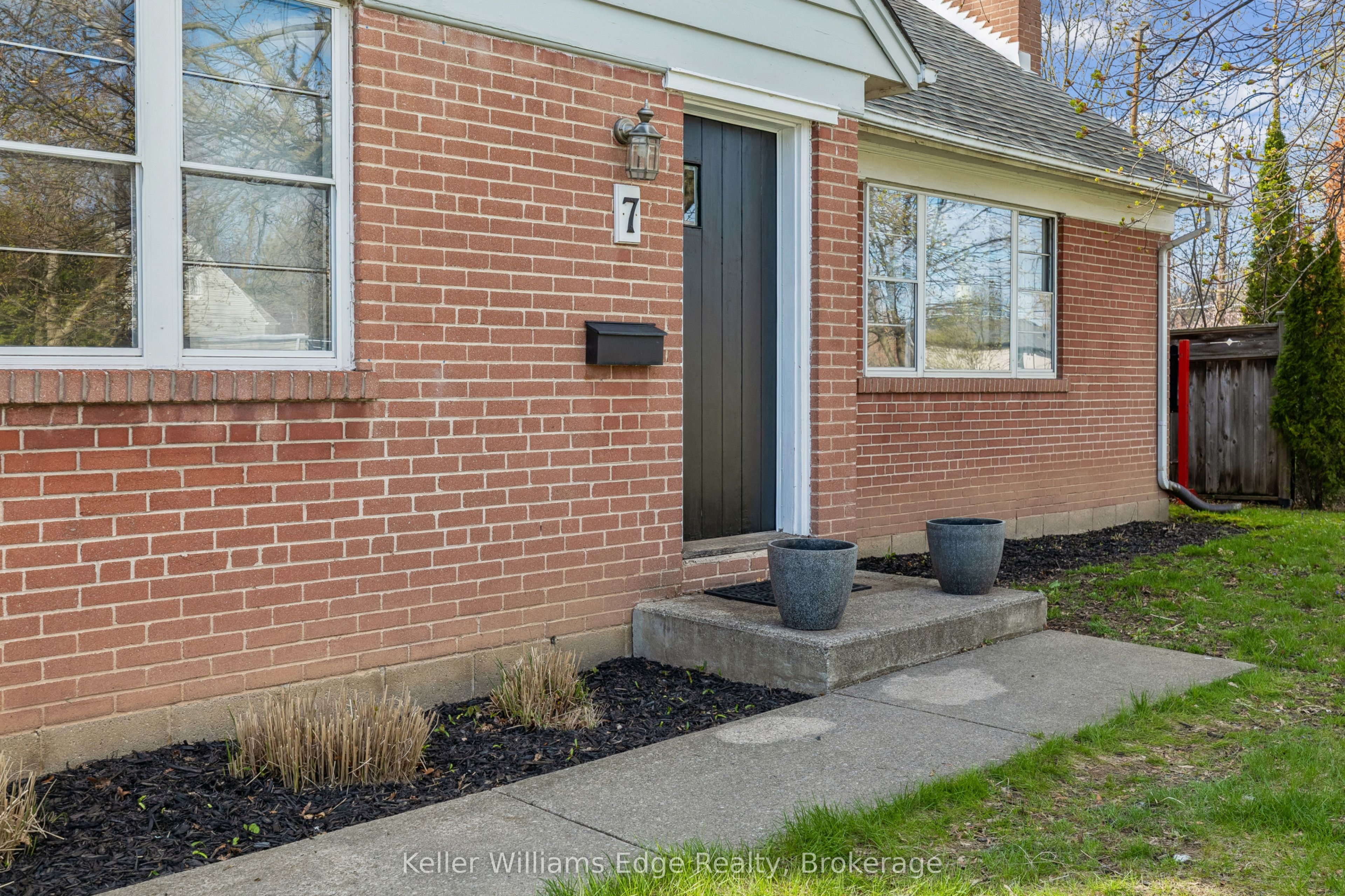 7 Washington Avenue, Oakville, ON L6K 1W5 photo 5
