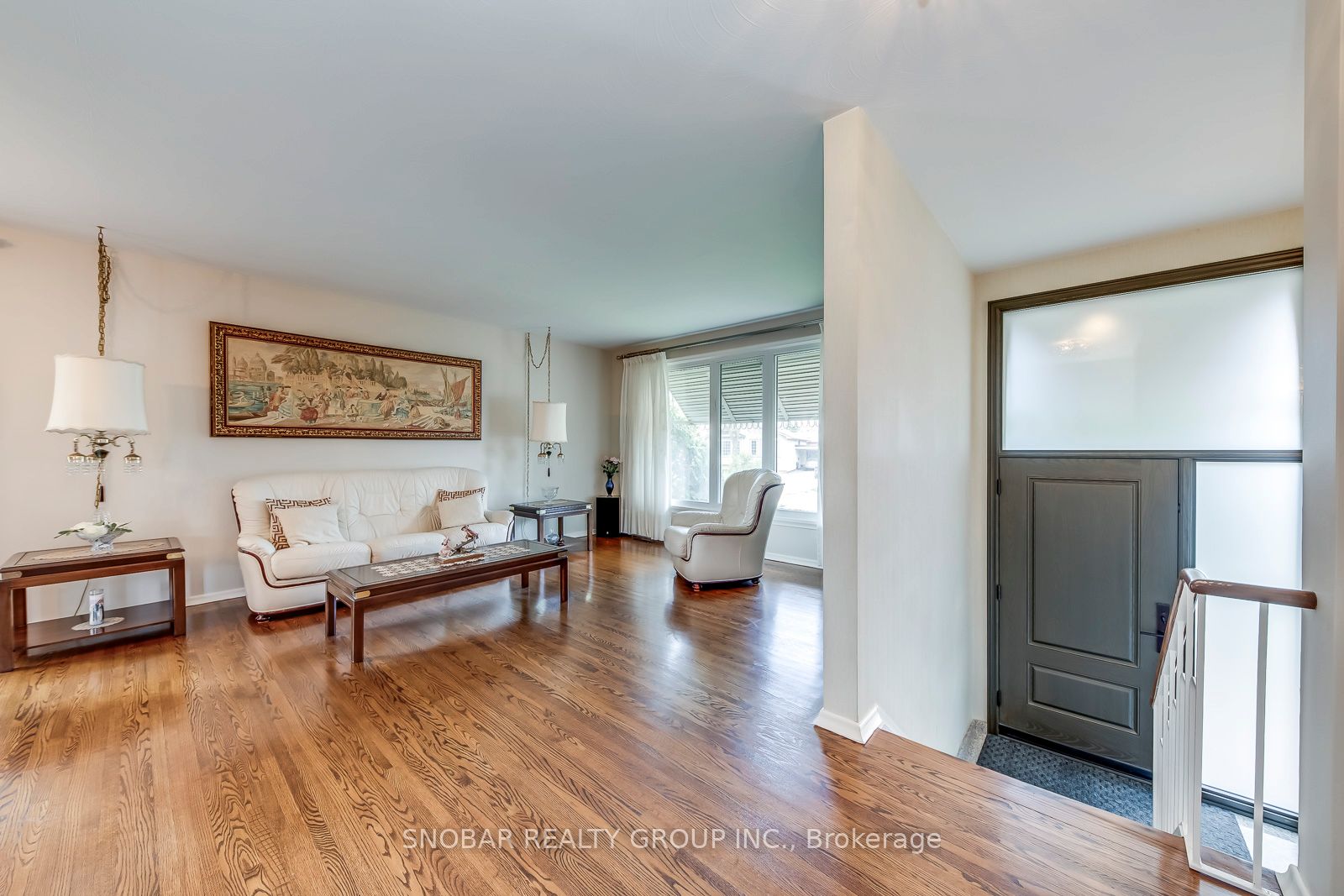 14 Tyler Place, Toronto, ON M9R 1L9 photo 3