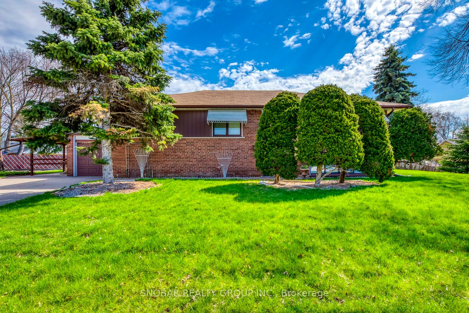 14 Tyler Place, Toronto, ON M9R 1L9 photo 5
