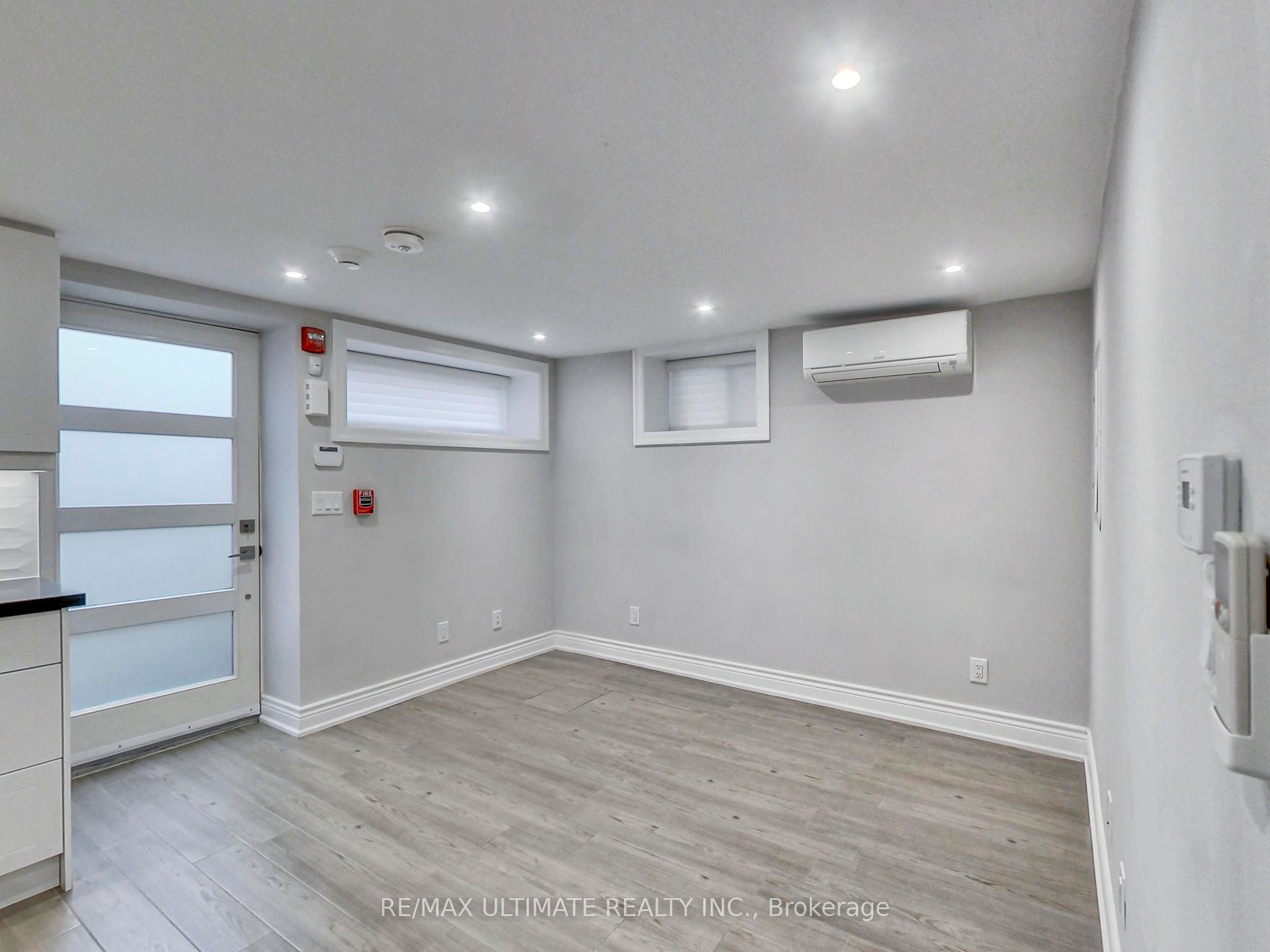 115 Wallace Avenue 3, Toronto, ON M6H 1T8 photo 4