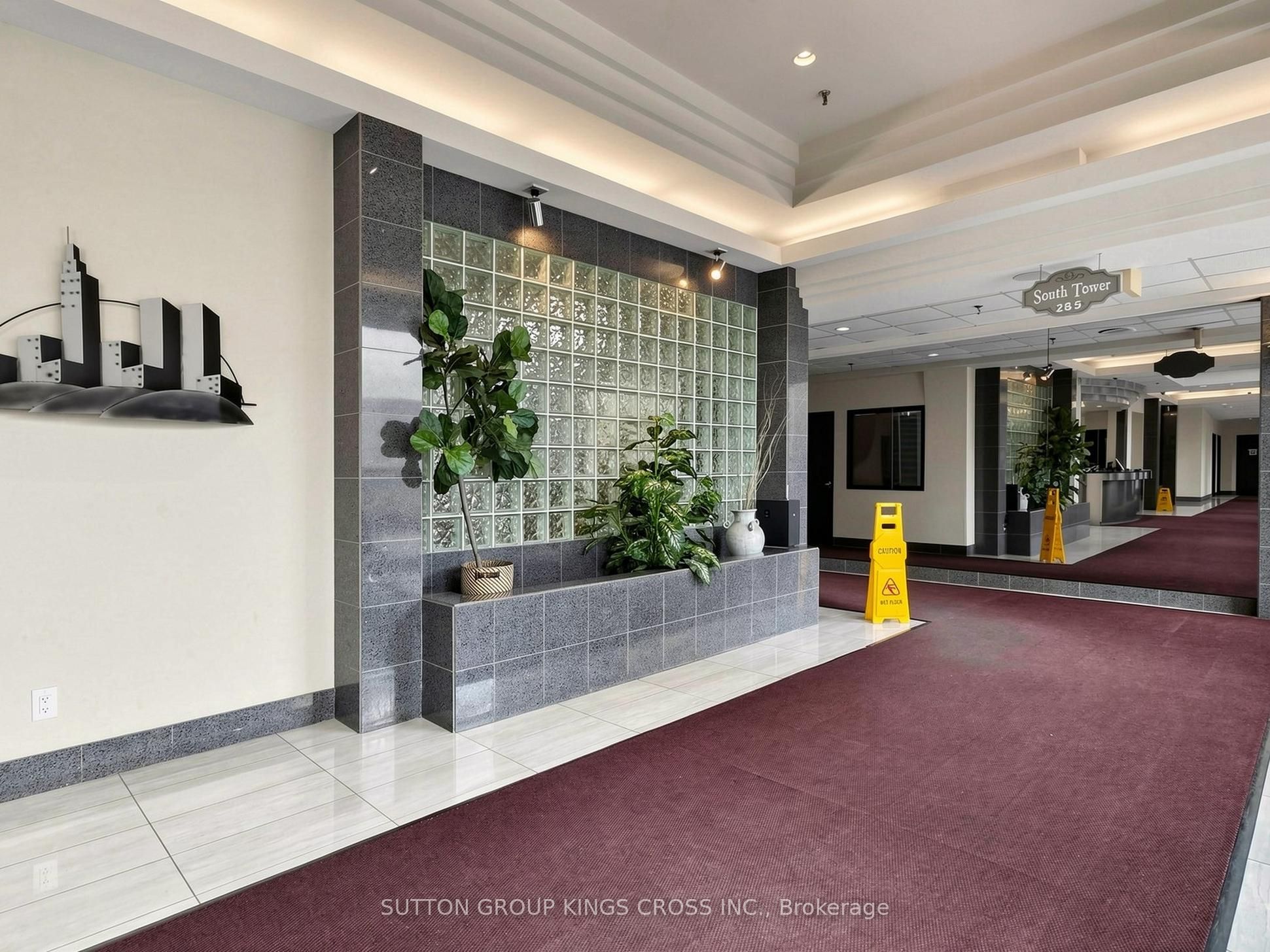 265 Enfield Place 706, Mississauga, ON L5B 3Y7 photo 4