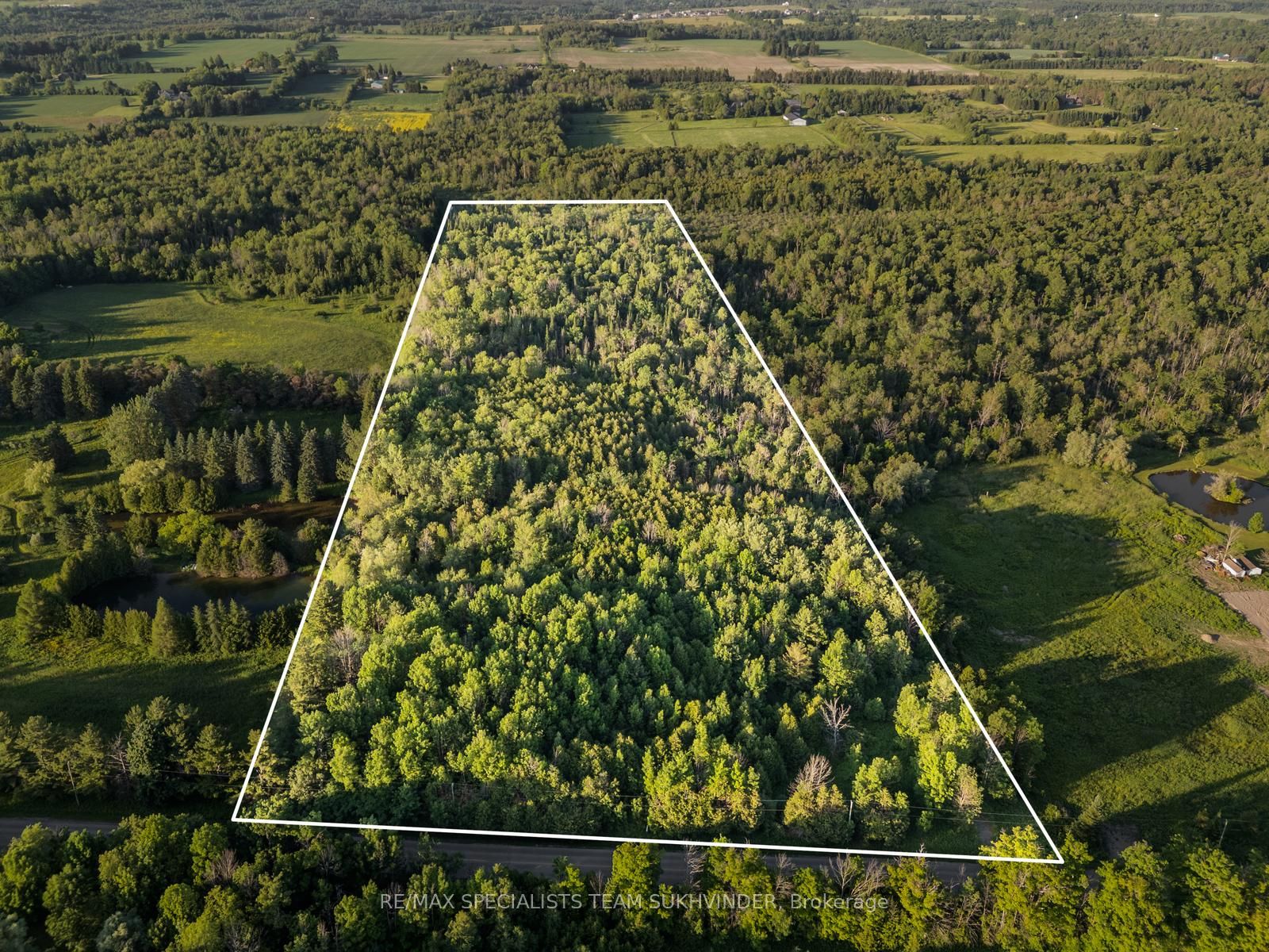 23 Winston Churchill, Caledon, ON L7K 1K6