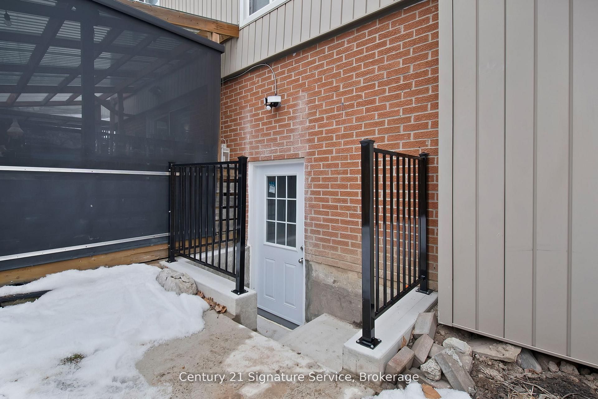 6357 Neuchatel Road Basement, Mississauga, ON L5N 2J7 photo 4