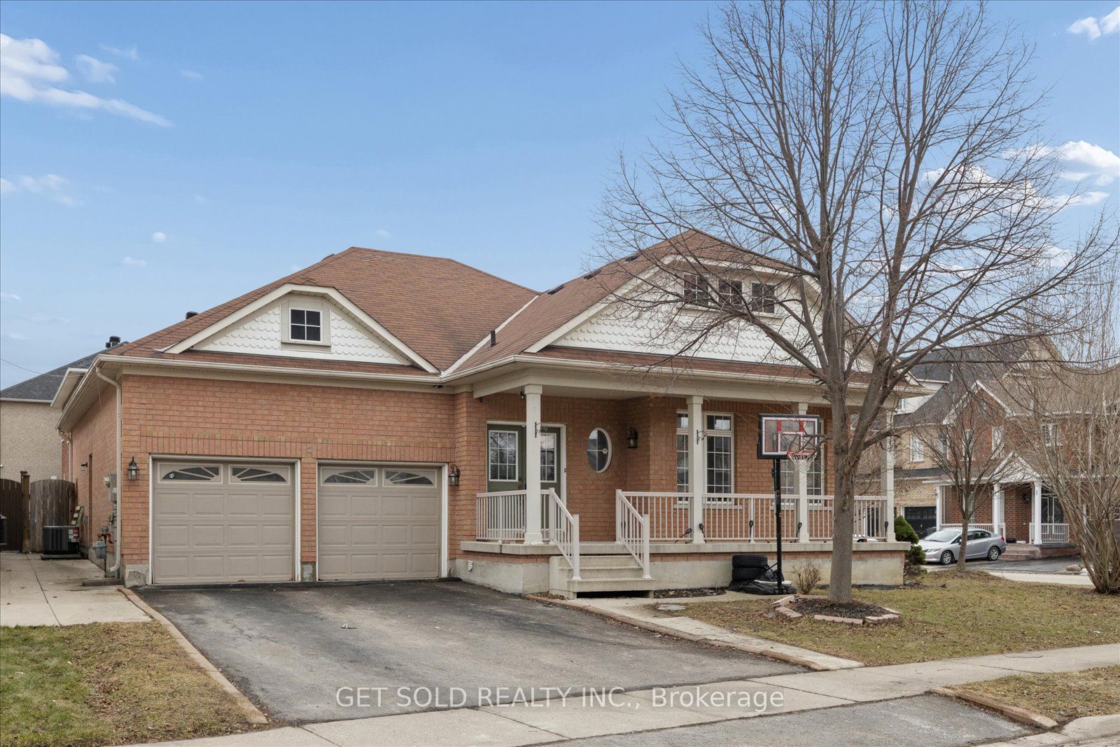 16 Deerchase Road, Brampton, ON L6P 2L4 photo 2
