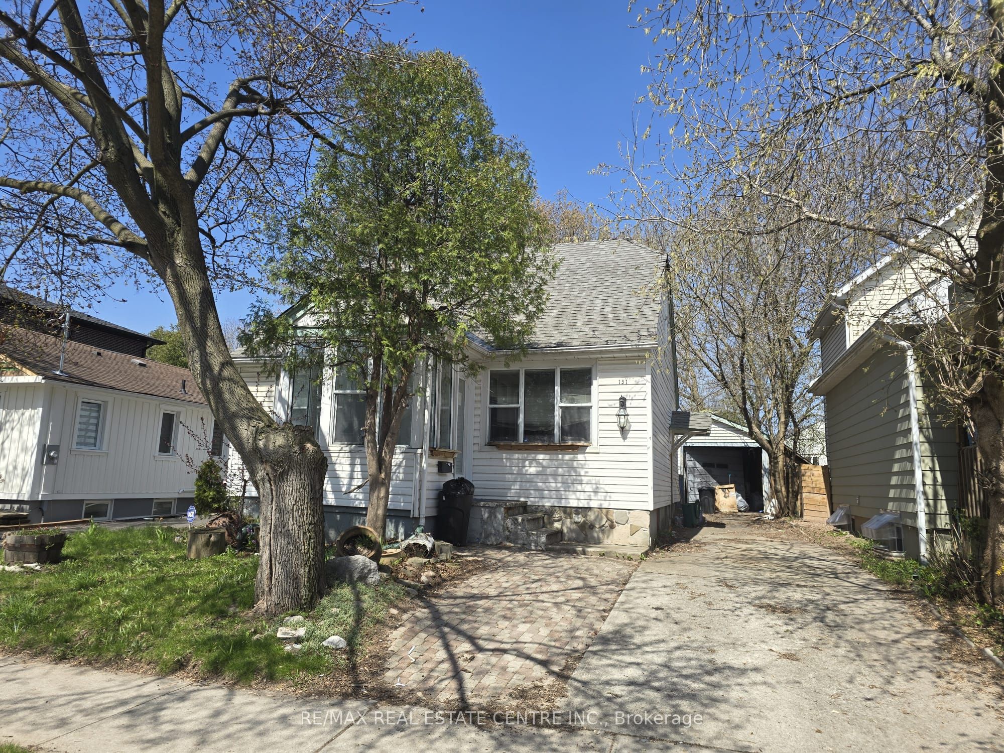 131 Stewart Street, Oakville, ON L6X 1X8 photo 3
