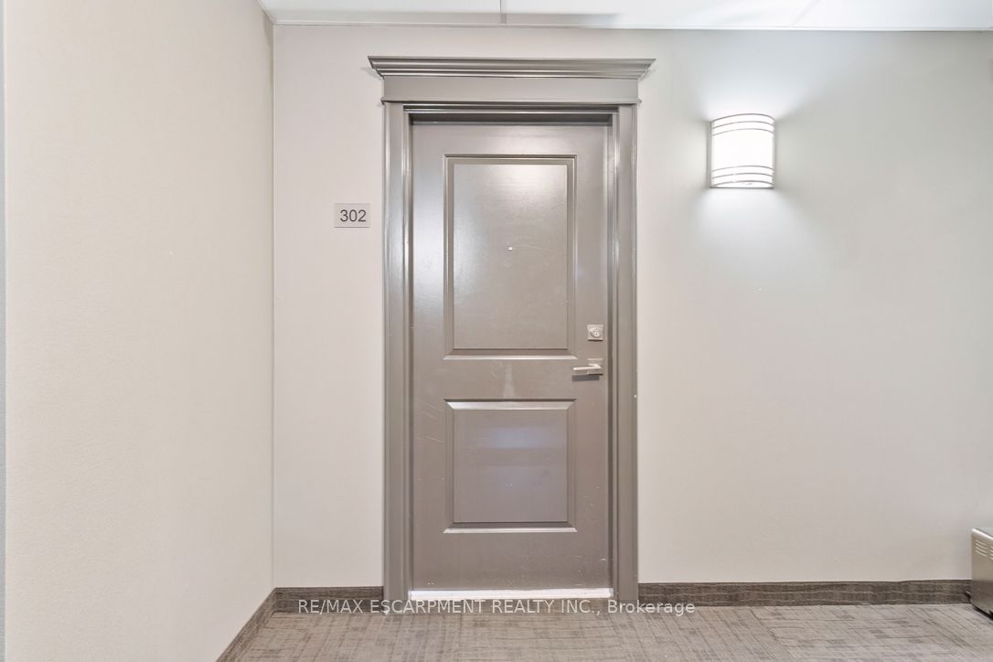 5020 Corporate Drive 302, Burlington, ON L7L 0H7 photo 4