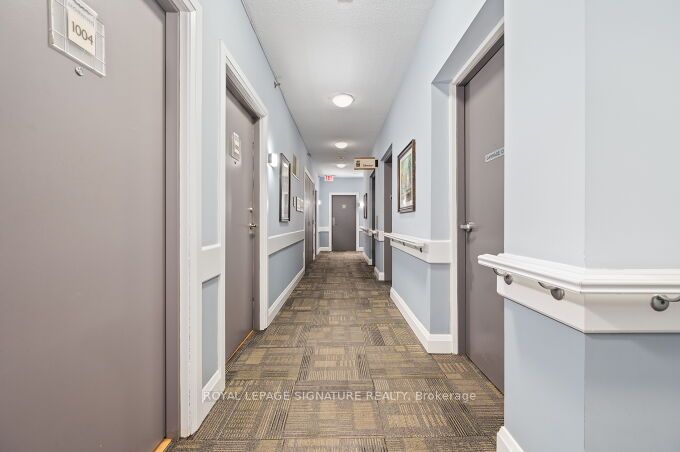 810 Scollard Court 1003, Mississauga, ON L5V 0A4 photo 5