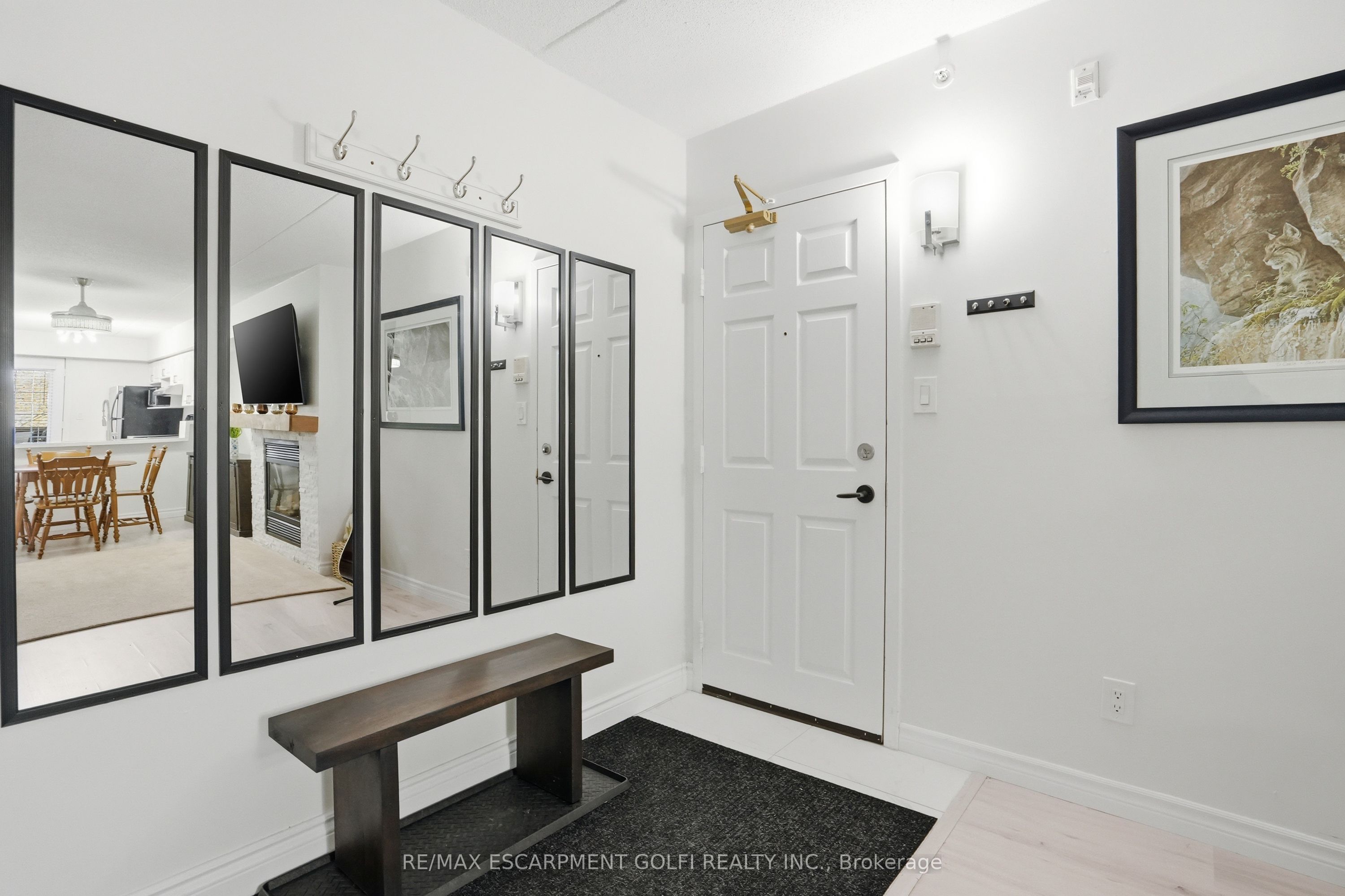 4003 Kilmer Drive 207, Burlington, ON L7M 4M1 photo 2