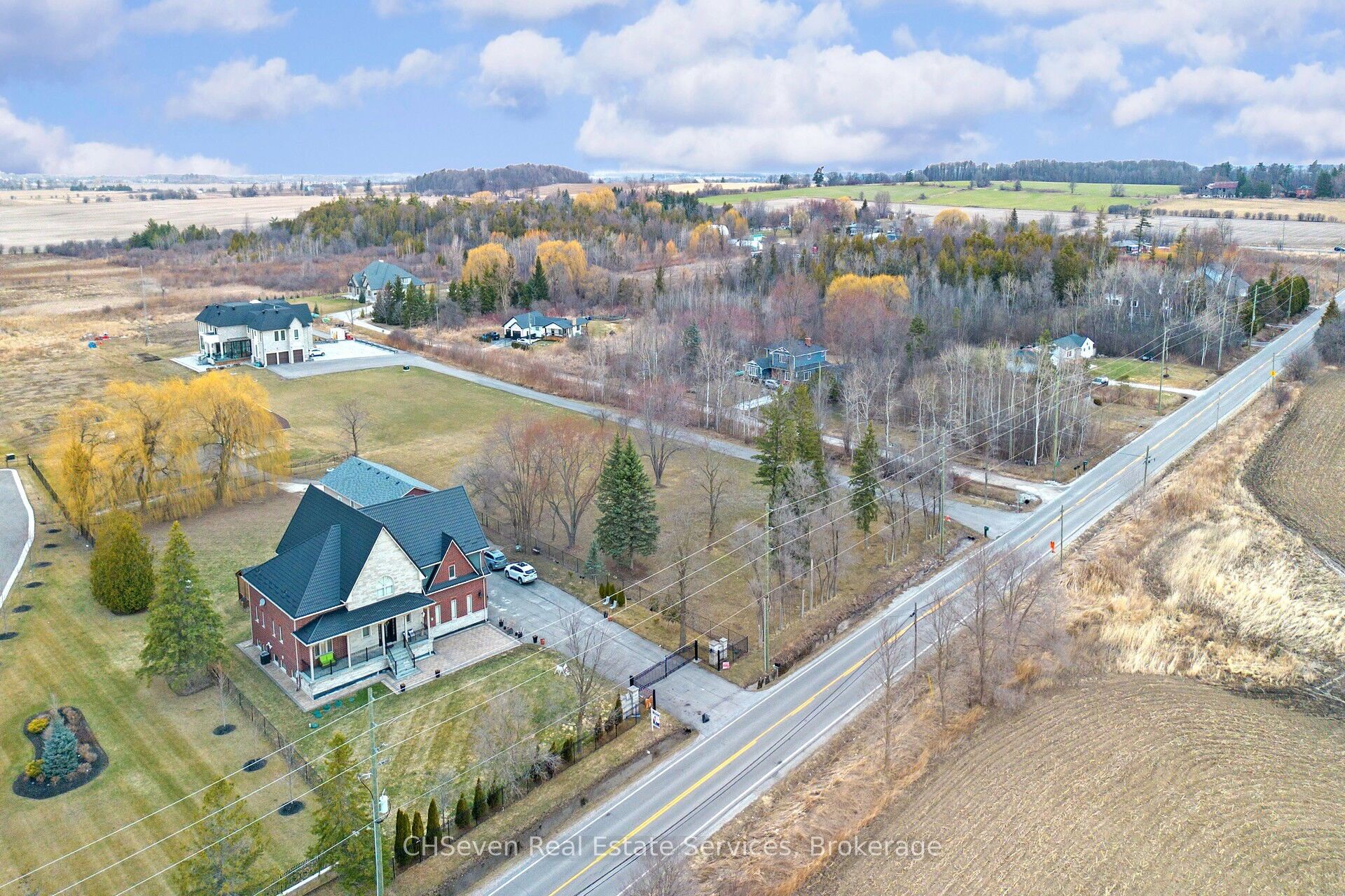 14645 5 Side Road, Halton Hills, ON L4G 4S5
