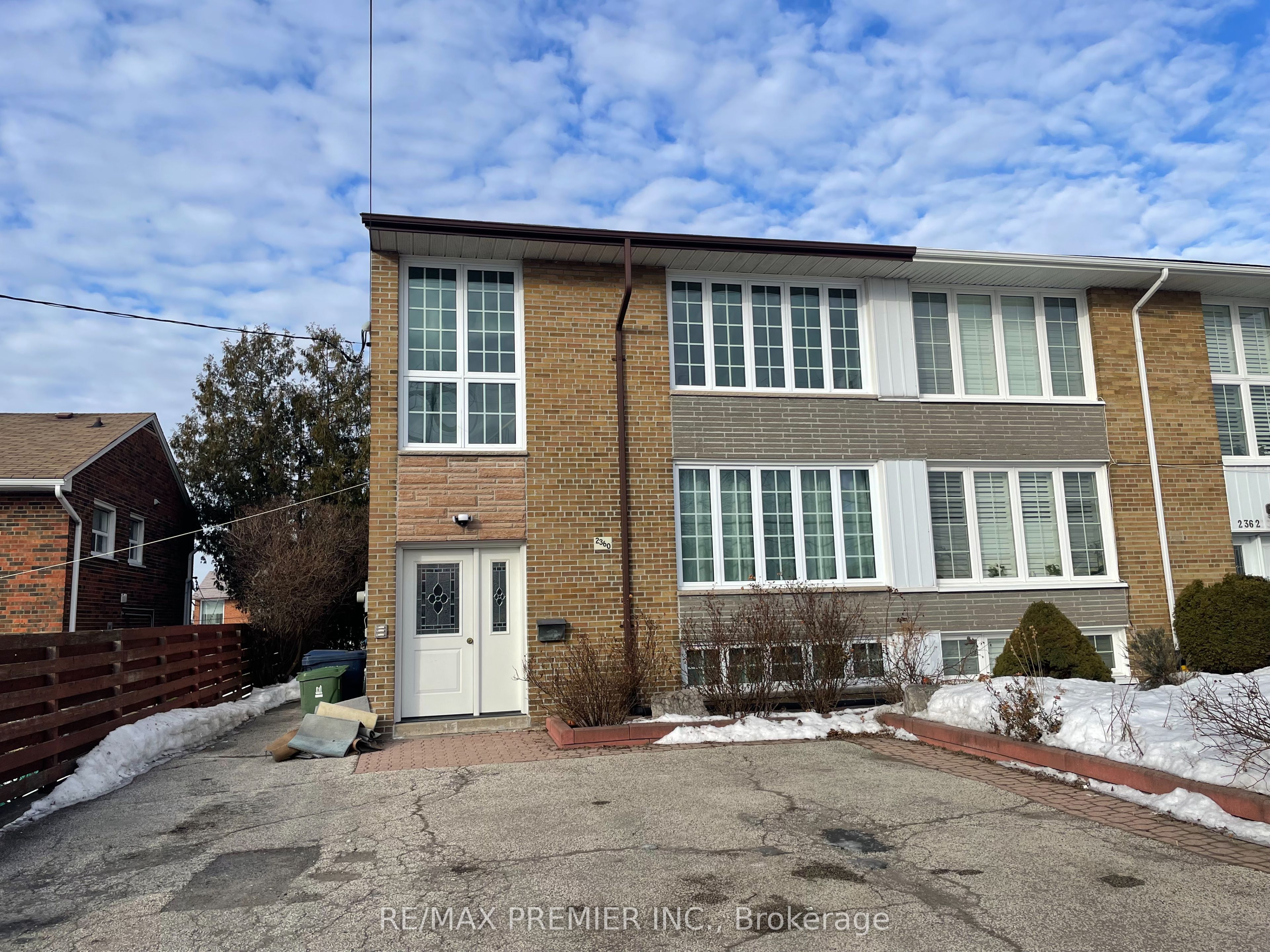 2360 Keele Street 3, Toronto, ON M6M 4A5