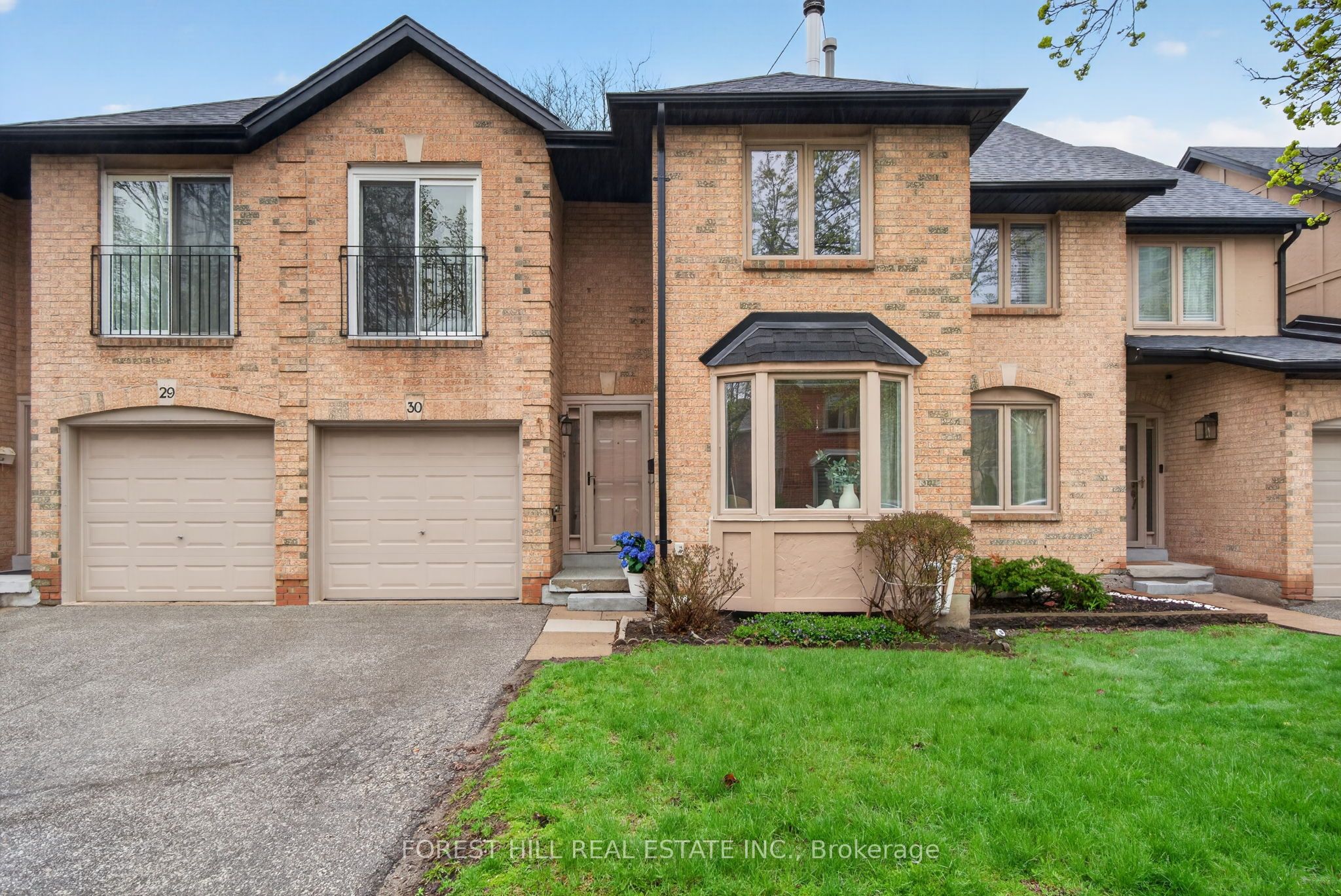 4635 Regents Terrace 30, Mississauga, ON L5R 1X4 photo 2