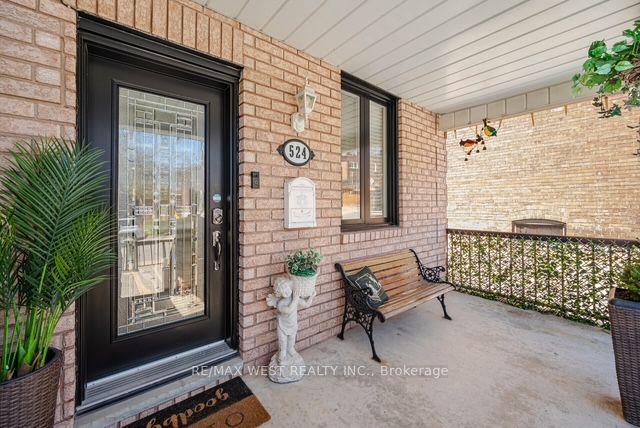 524 Salem Avenue N, Toronto, ON M6H 3E1 photo 2