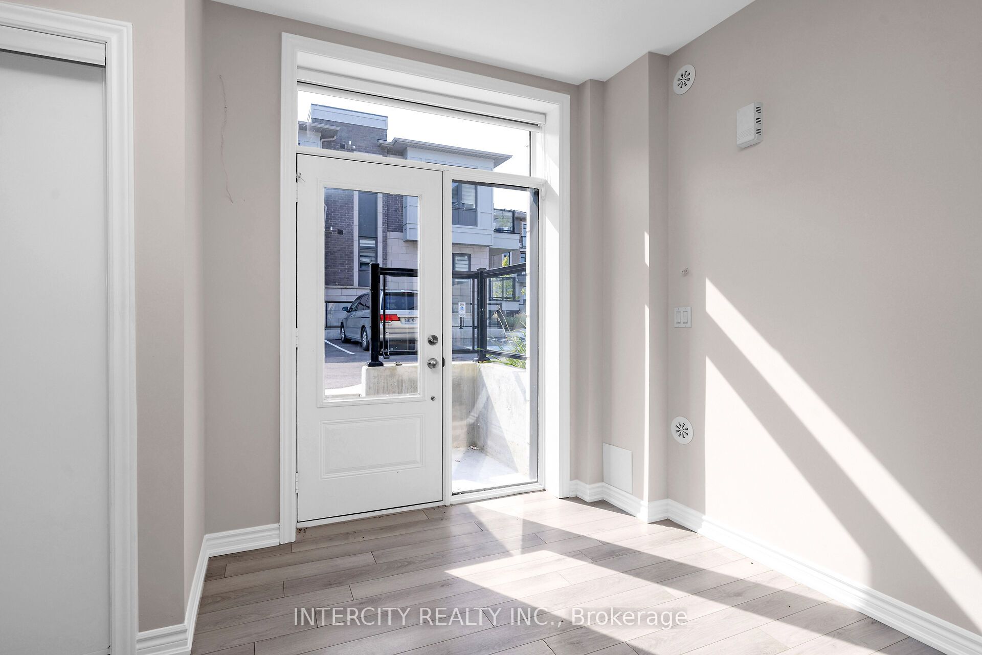 60 Halliford Place 701, Brampton, ON L6P 4R1 photo 3