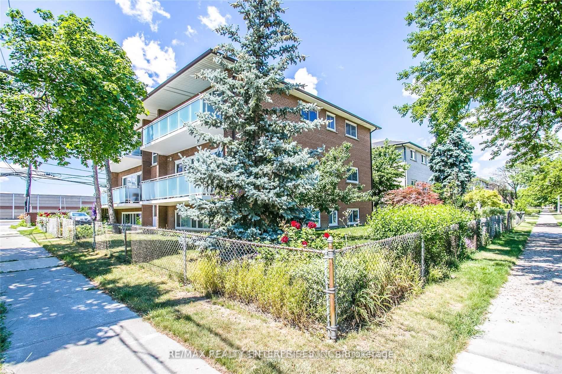 54 Rabbit Lane, Toronto, ON M9B 5S7 photo 3