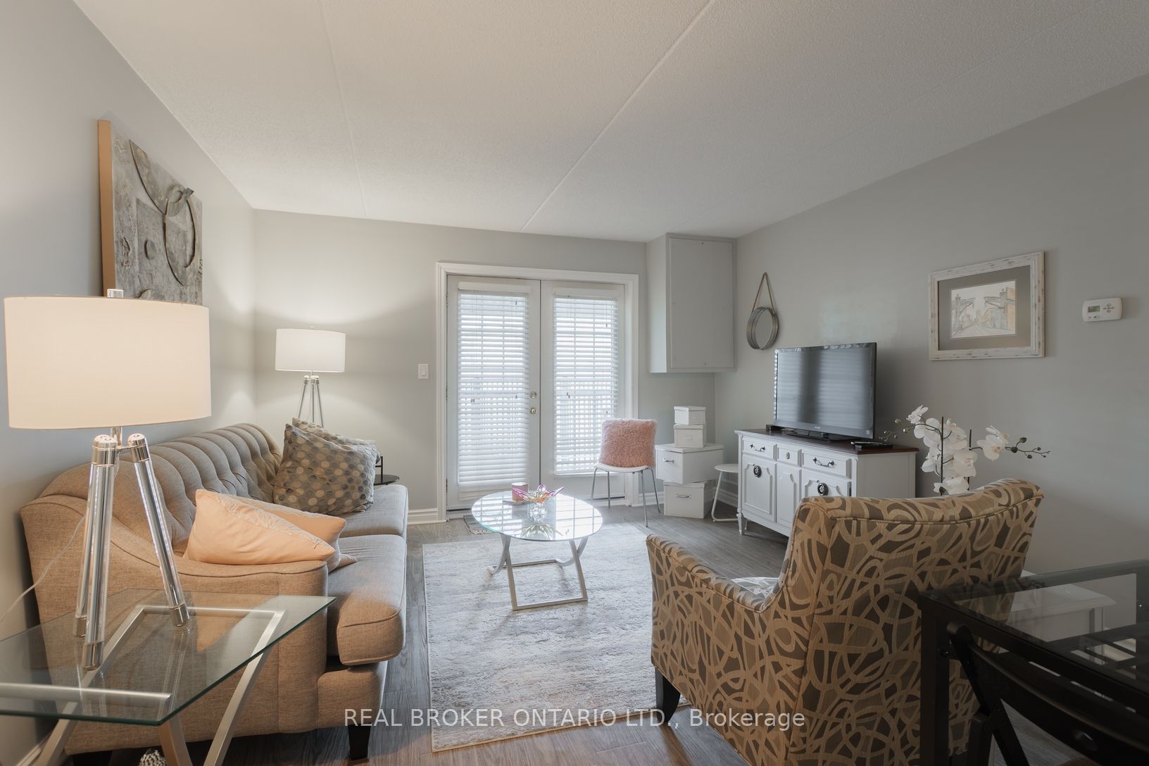 2040 Cleaver Avenue 218, Burlington, ON L7M 4C4 photo 2