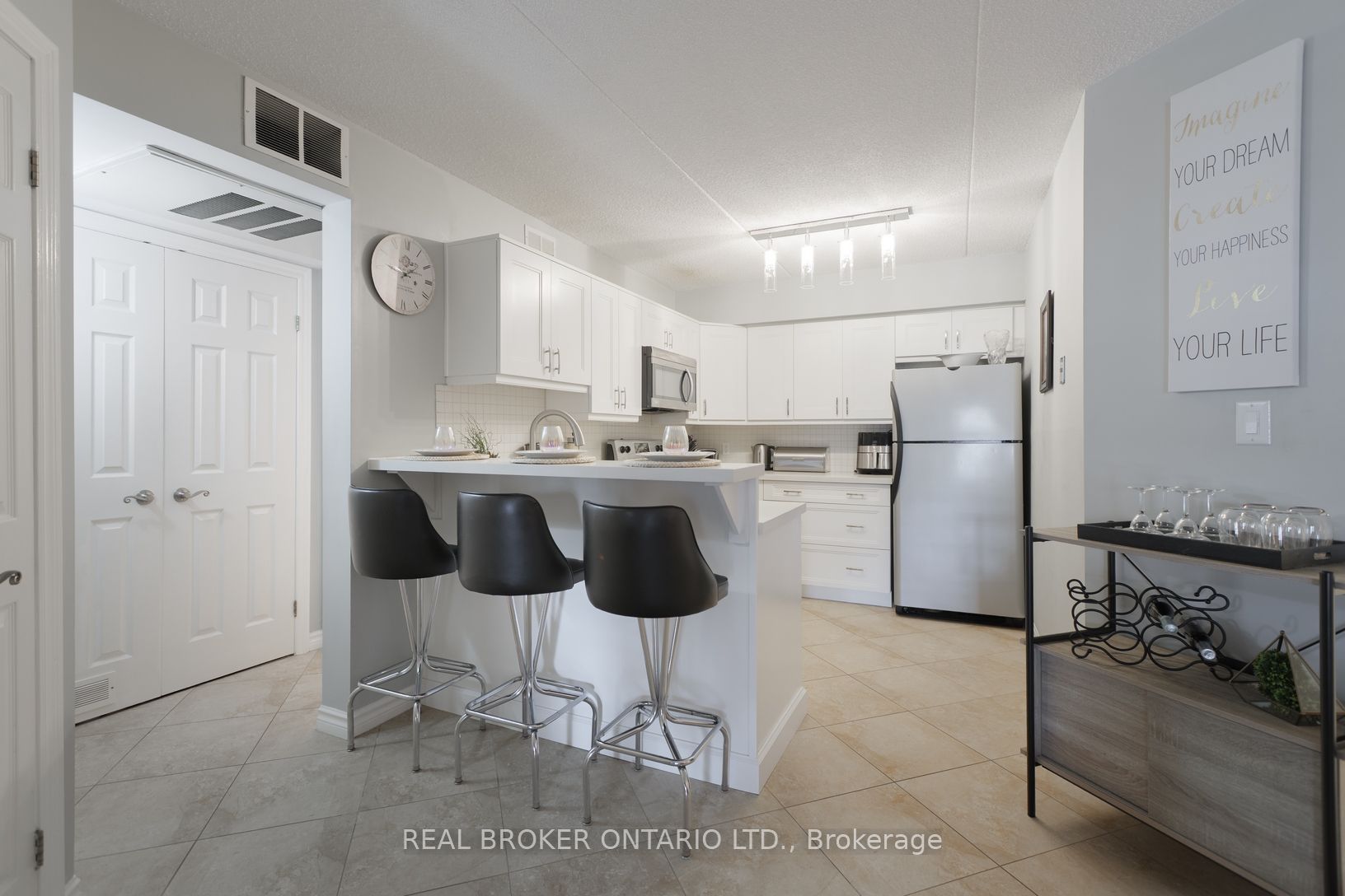 2040 Cleaver Avenue 218, Burlington, ON L7M 4C4 photo 5