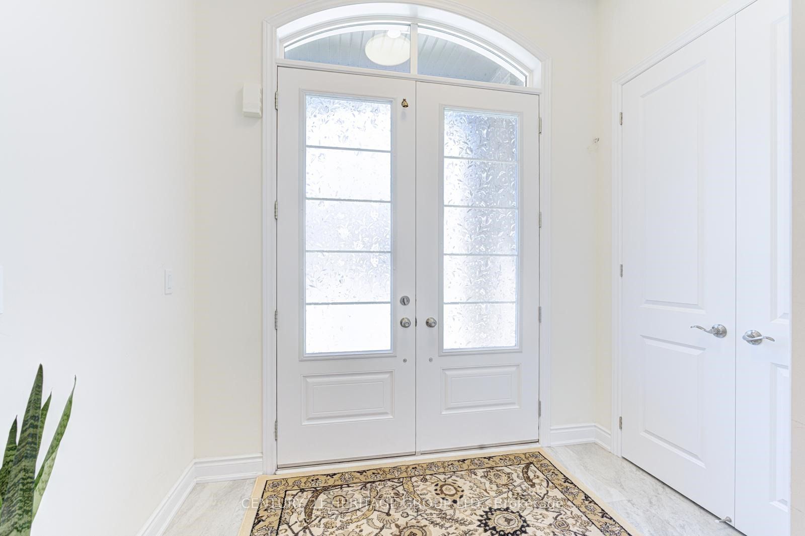 3457 Post Road, Oakville, ON L6H 0Y9 photo 2