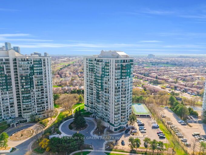 4470 Tucana Court 1903, Mississauga, ON L5R 3K8 photo 2